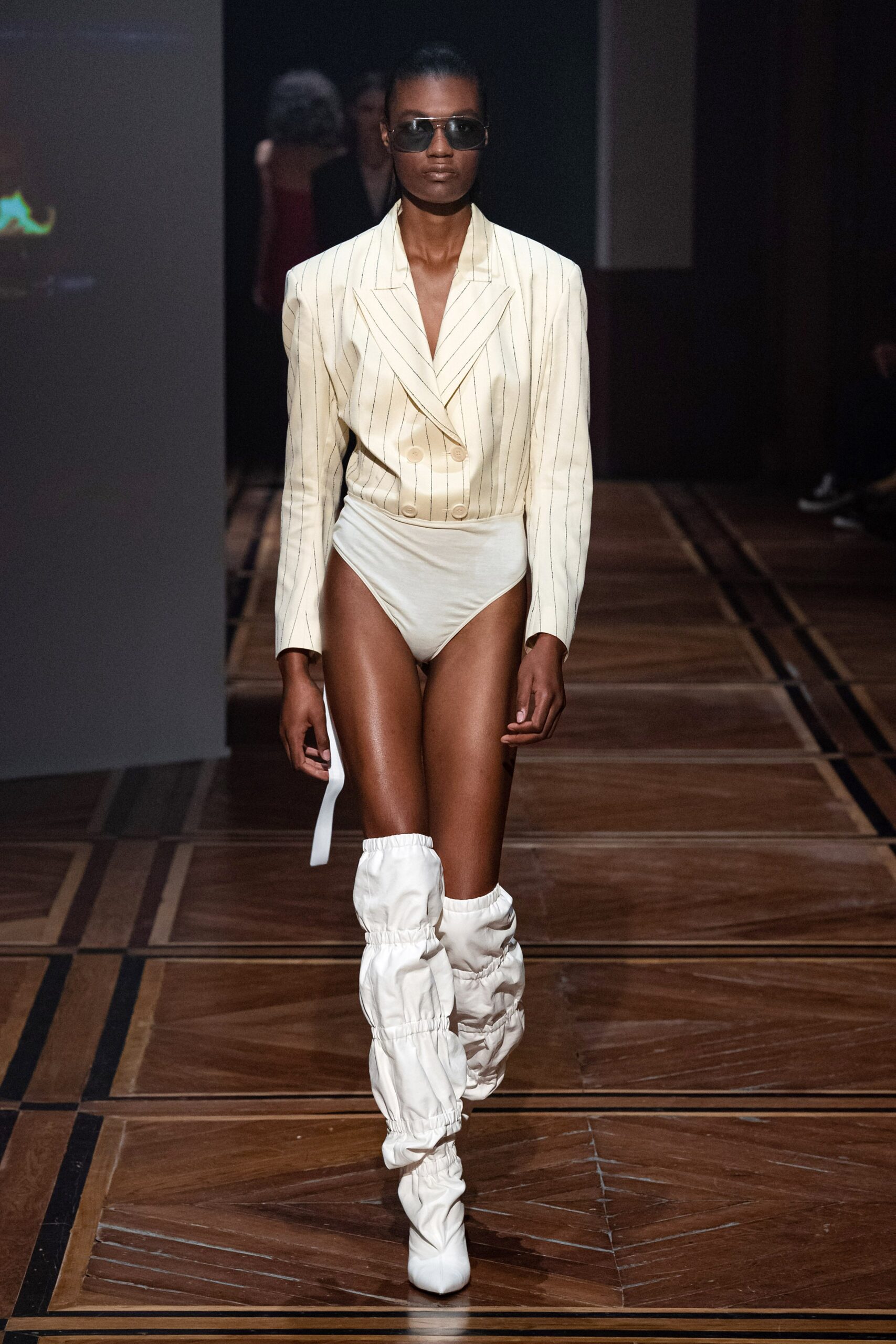 Unravel S/S 20 Look 25