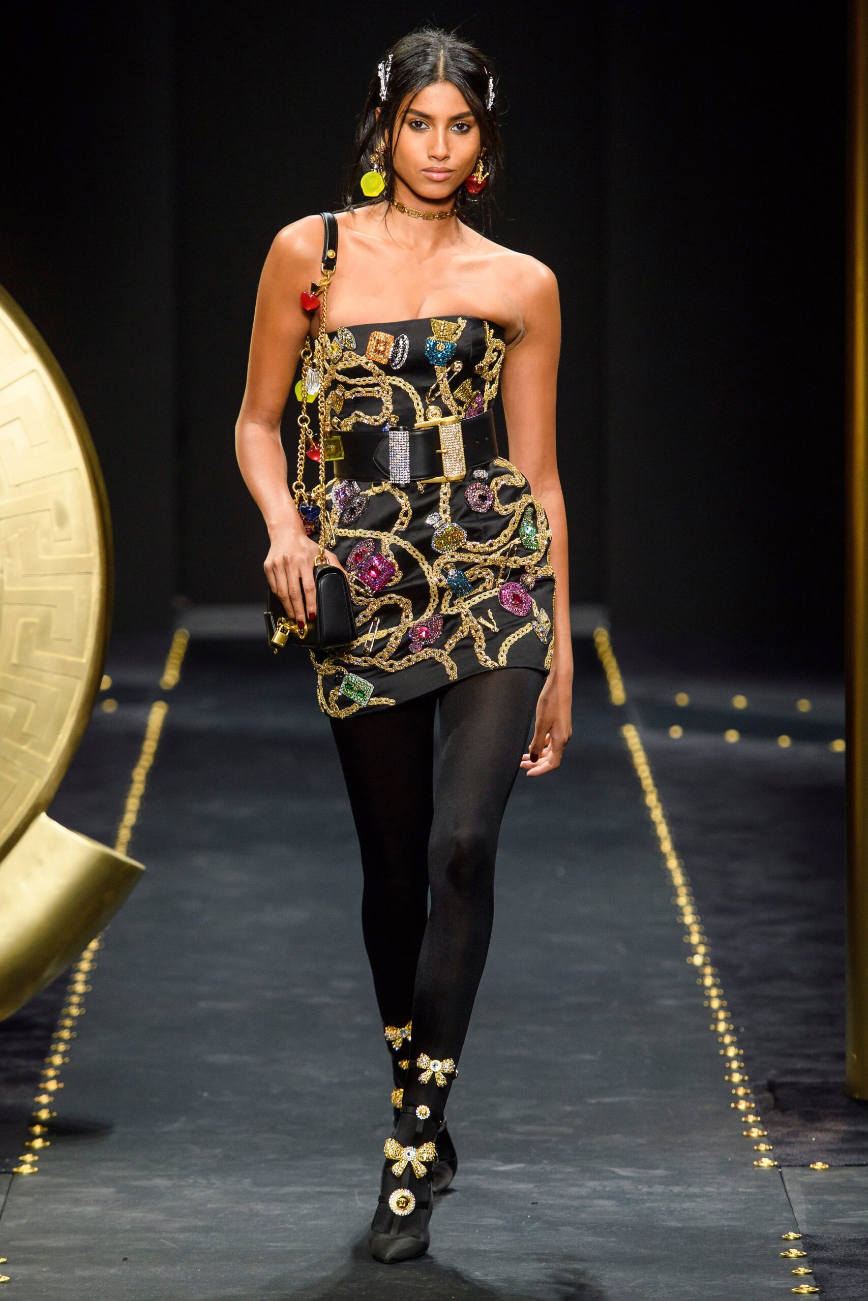 Versace F/W 19 Look 3