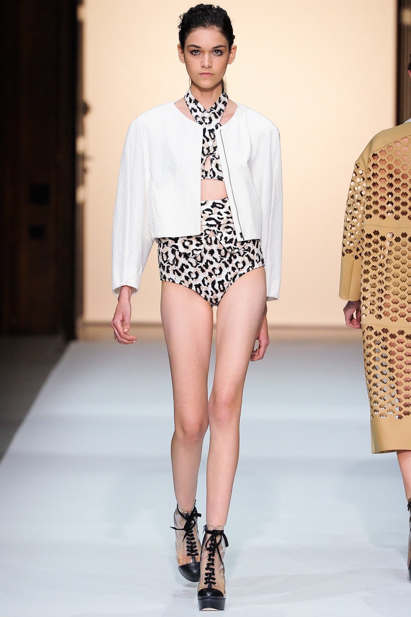 Véronique Leroy S/S 13 Look 19