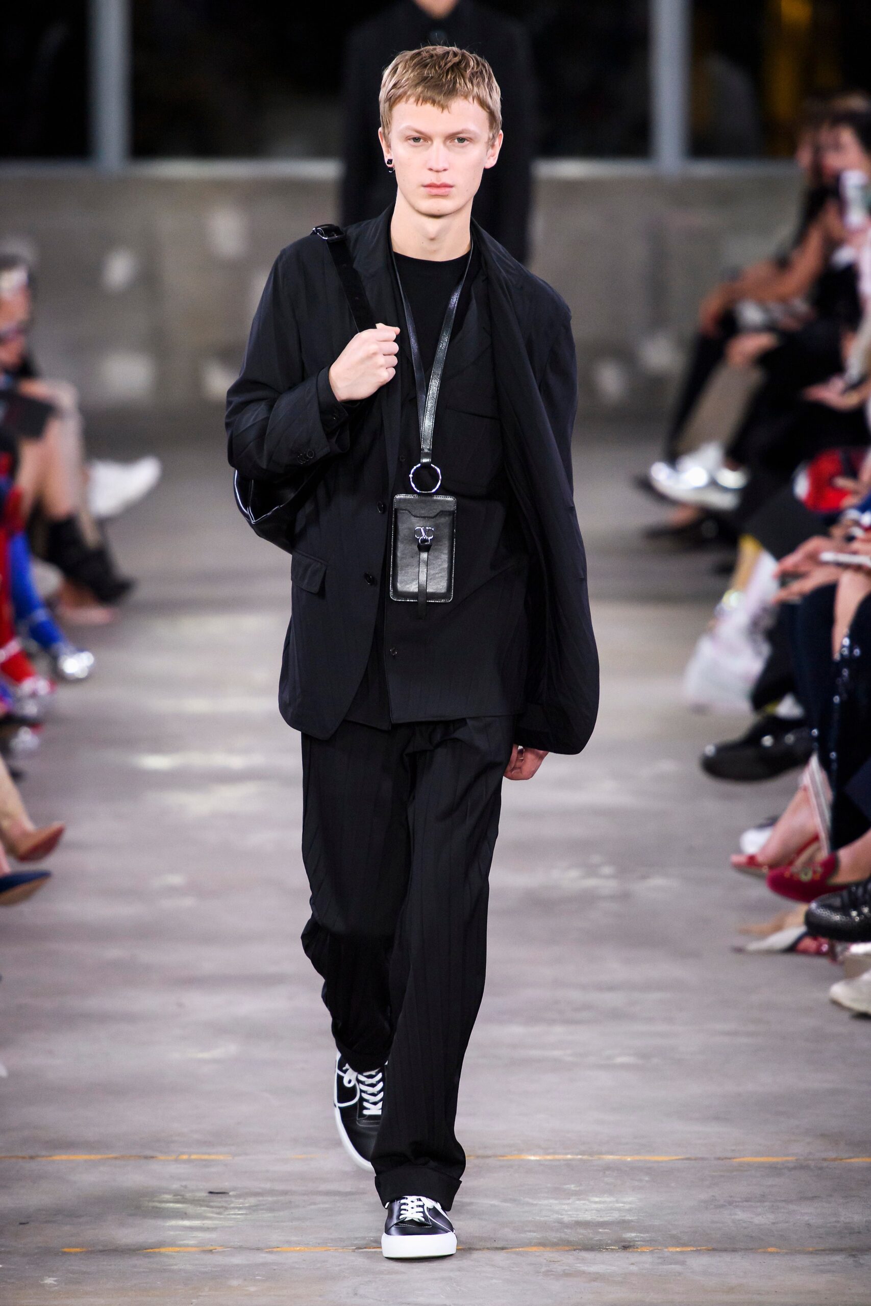 Valentino F/W 19 Look 29