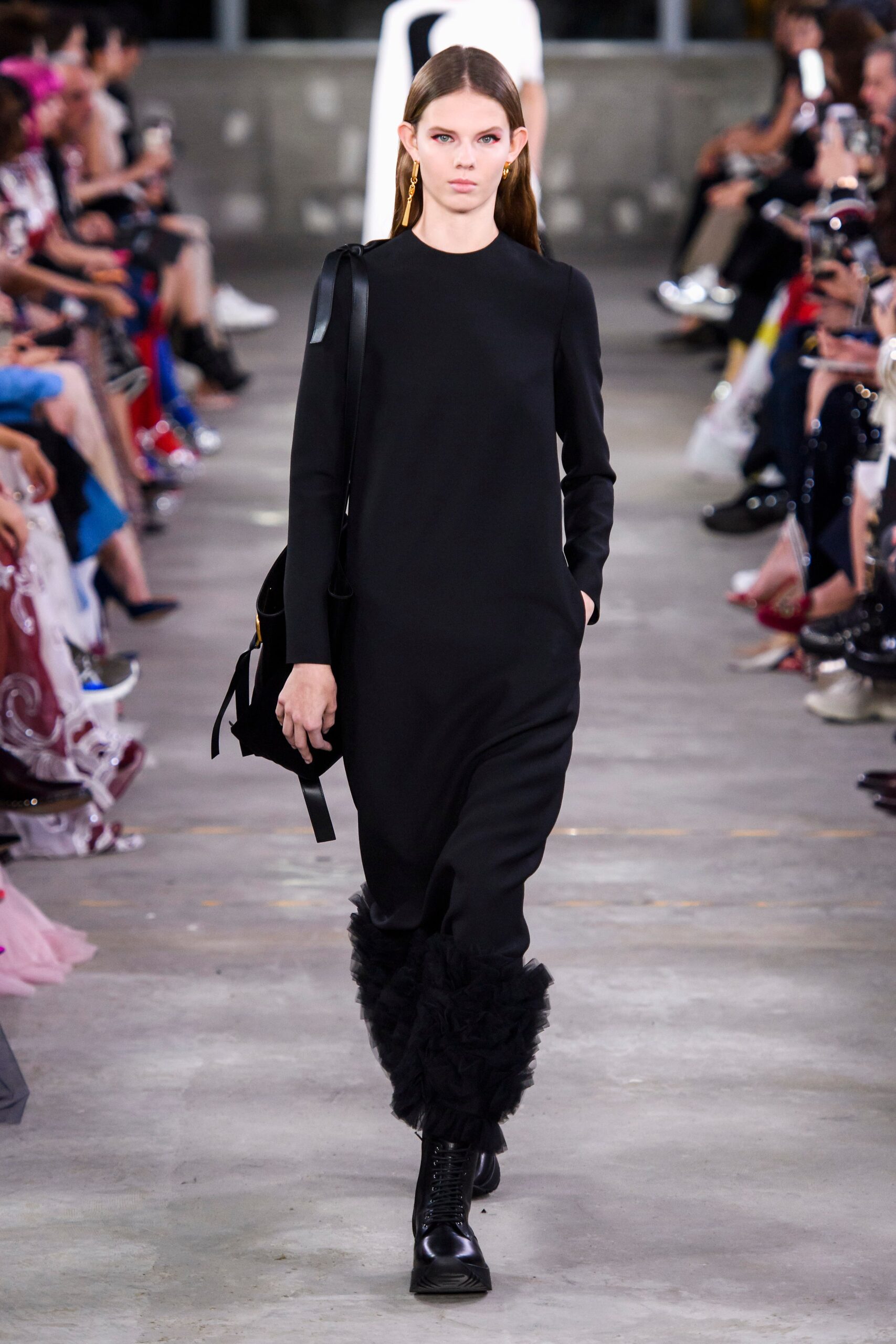 Valentino F/W 19 Look 34