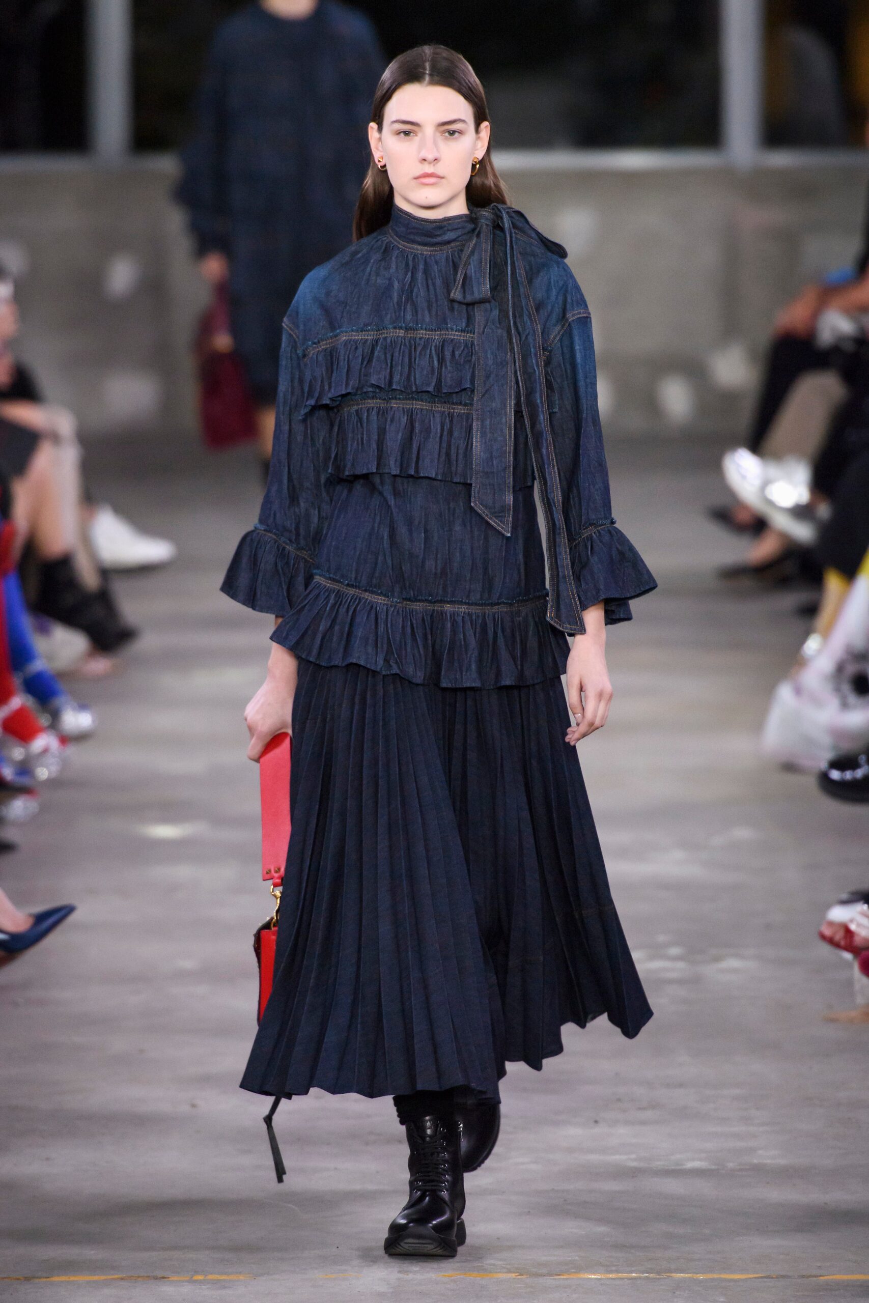 Valentino F/W 19 Look 51