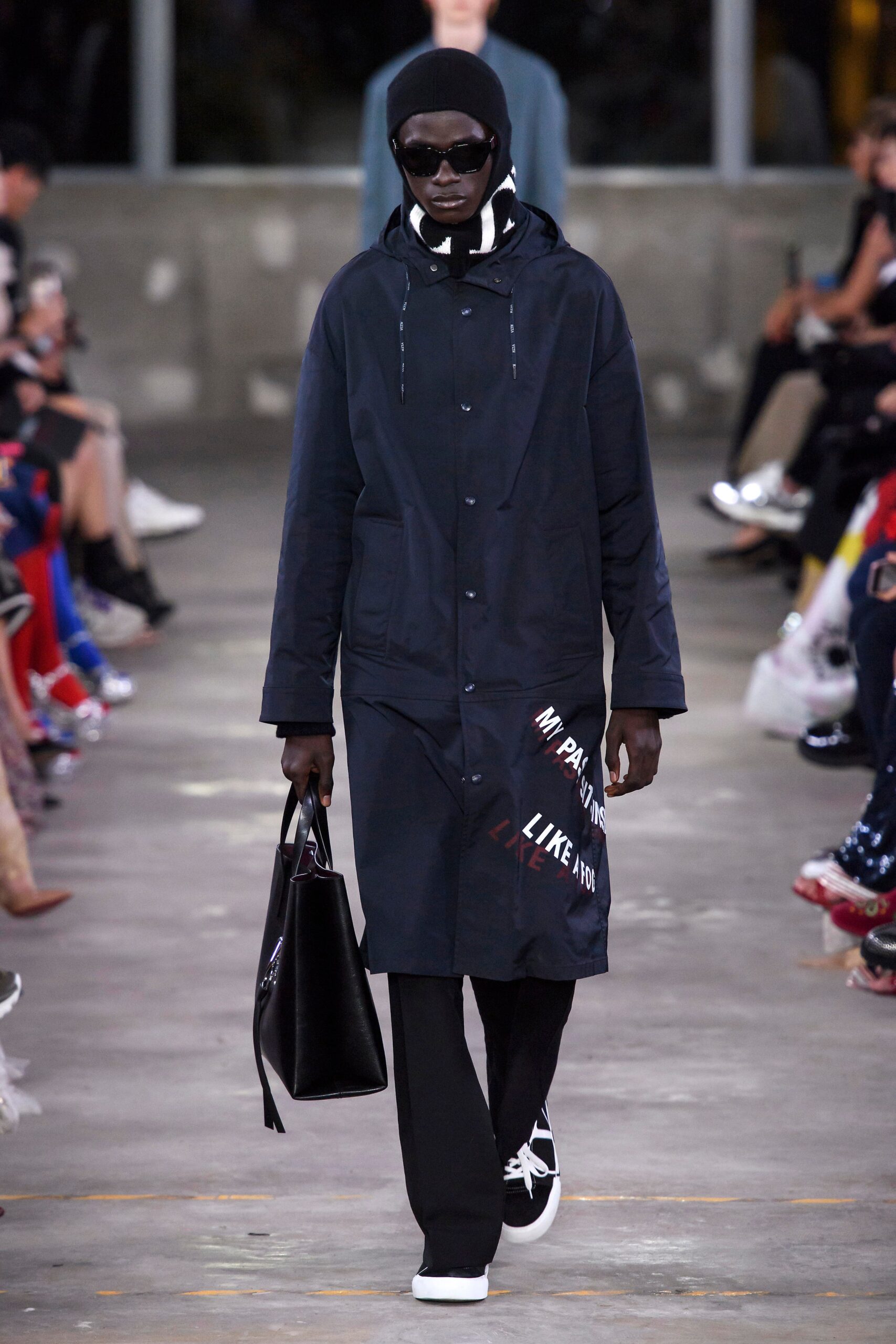 Valentino F/W 19 Look 59