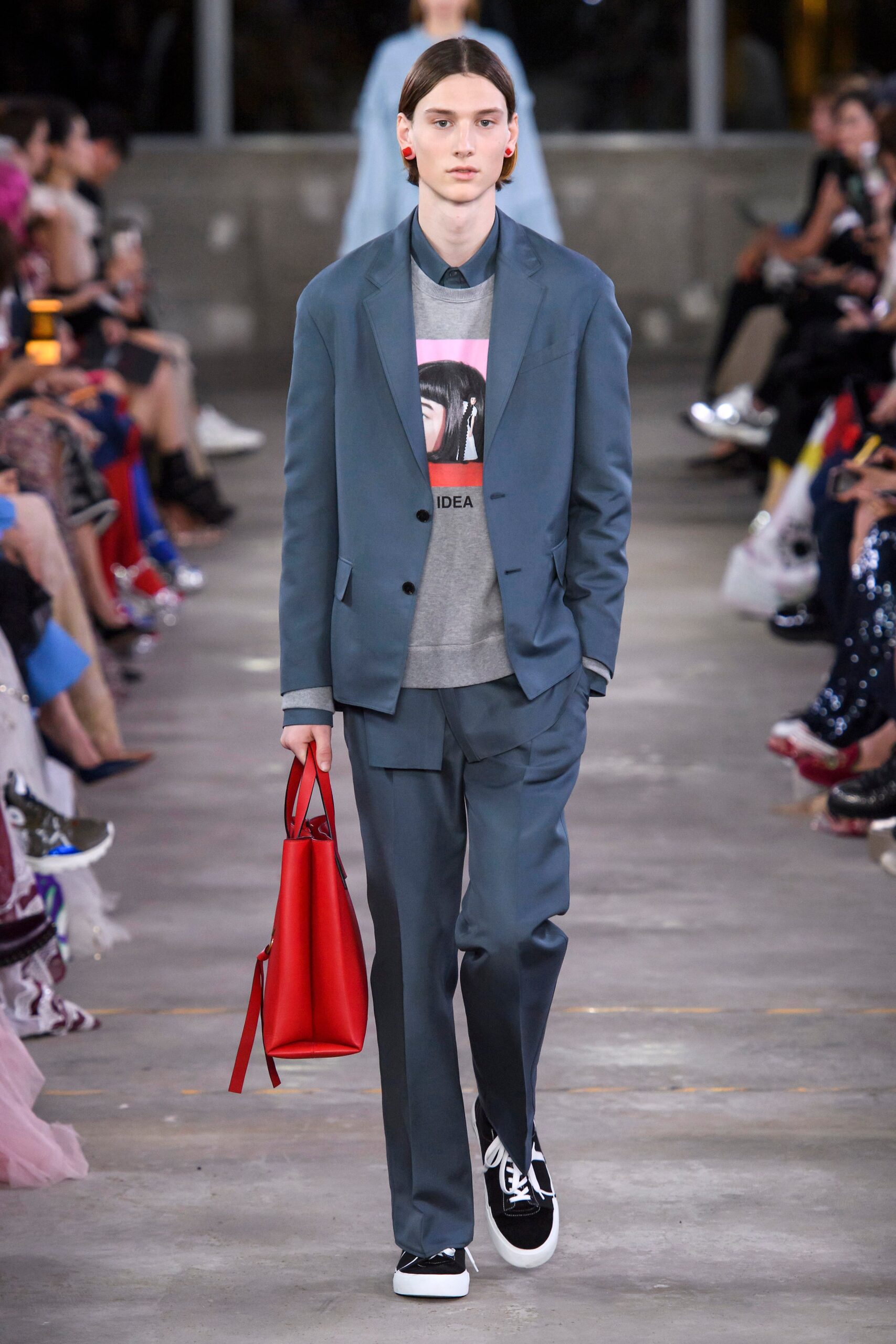 Valentino F/W 19 Look 60