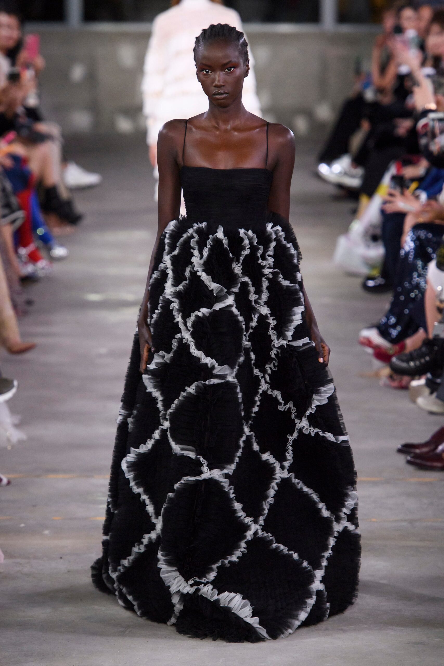 Valentino F/W 19 Look 69