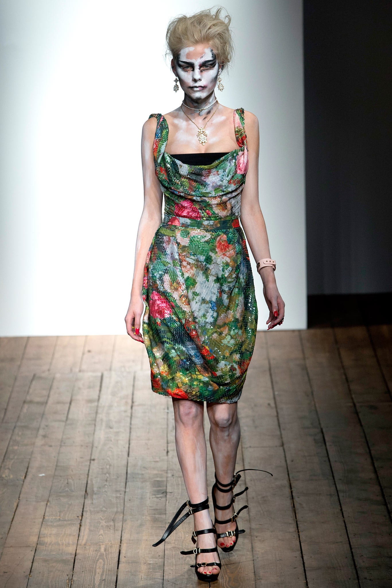 Vivienne Westwood S/S 14 Look 22