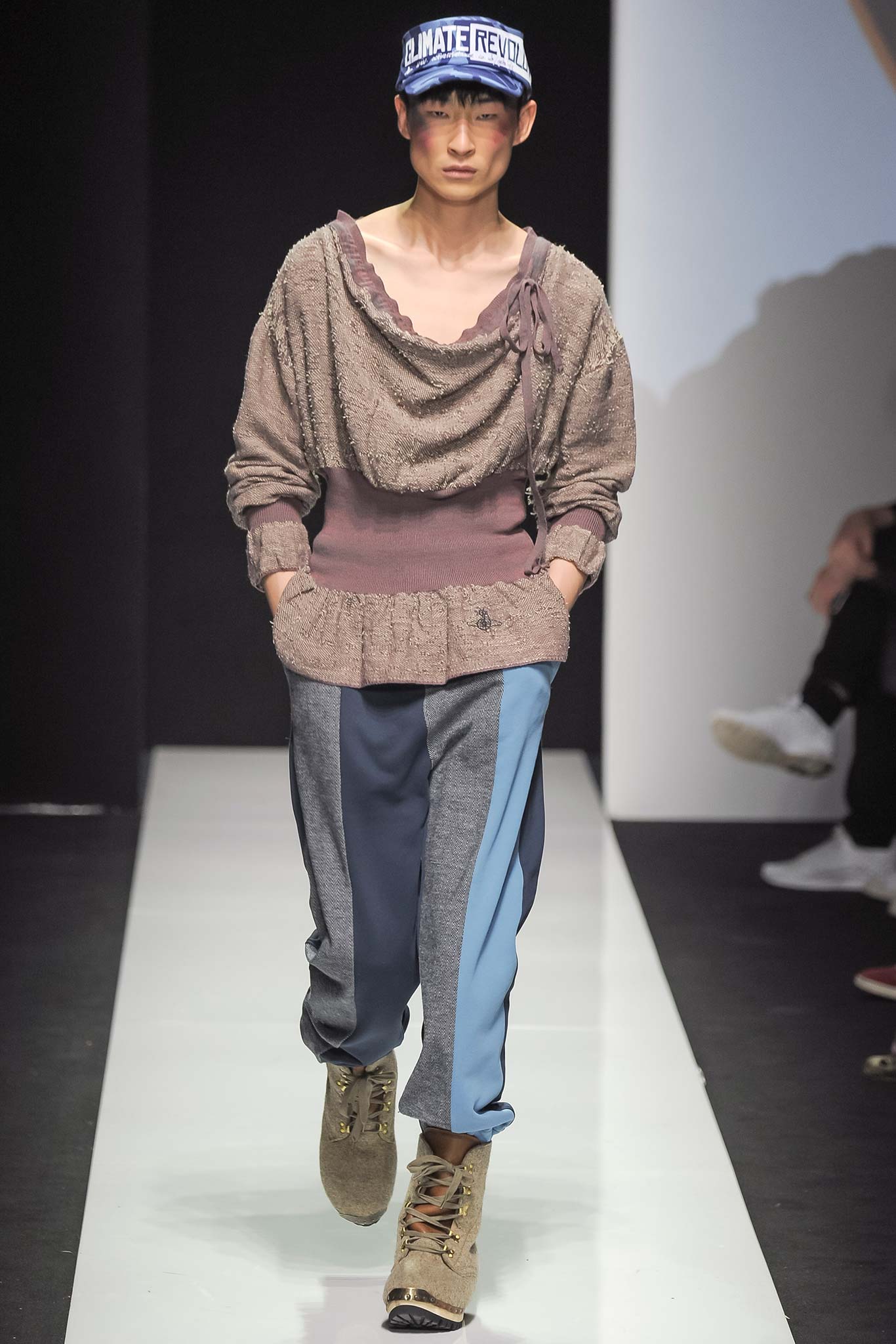 Vivienne Westwood F/W 15 Menswear Look 25