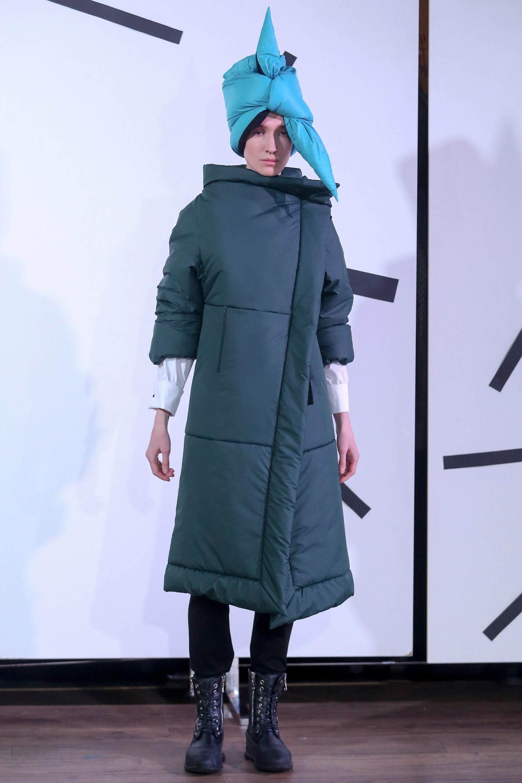 Vozianov Kiev F/W 17 Look 19