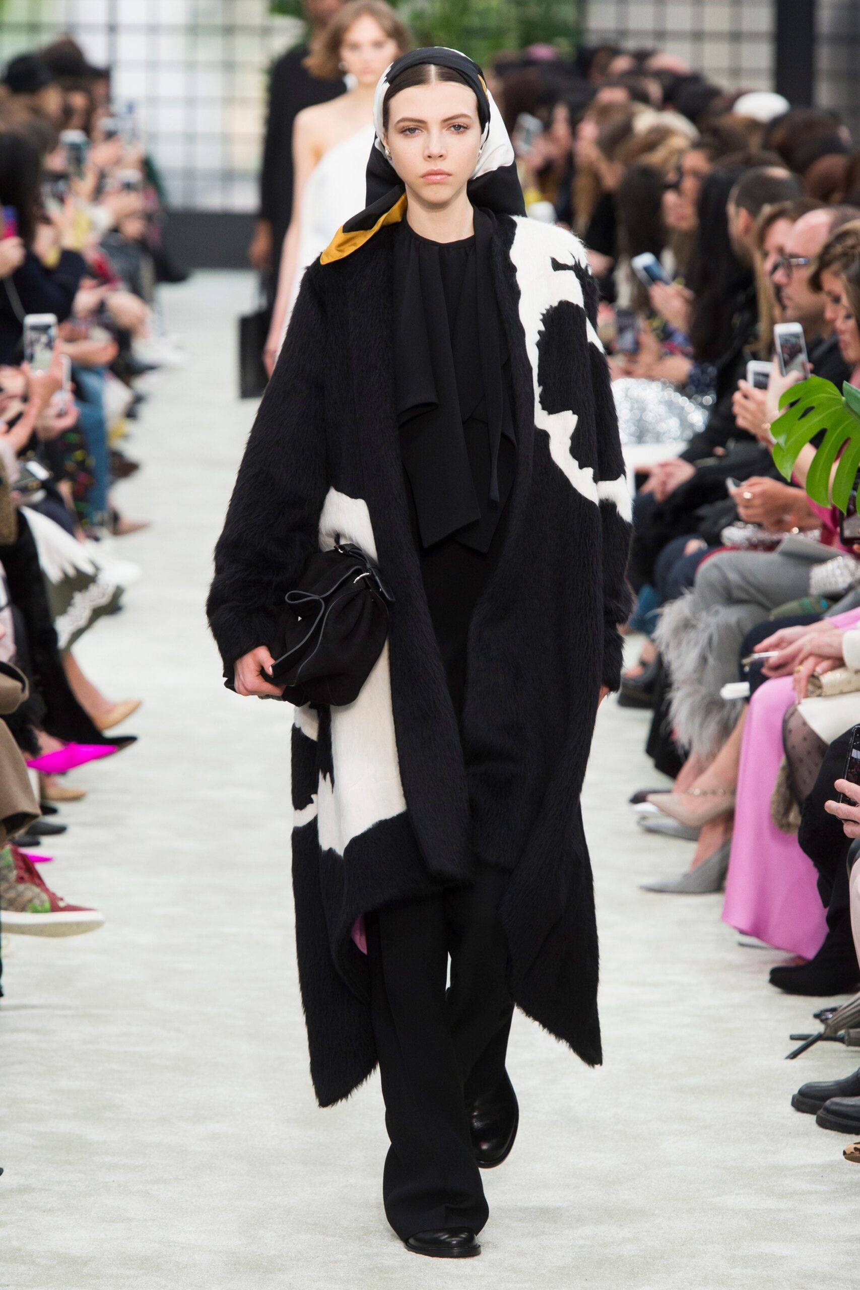 Valentino F/W 18 Look 2