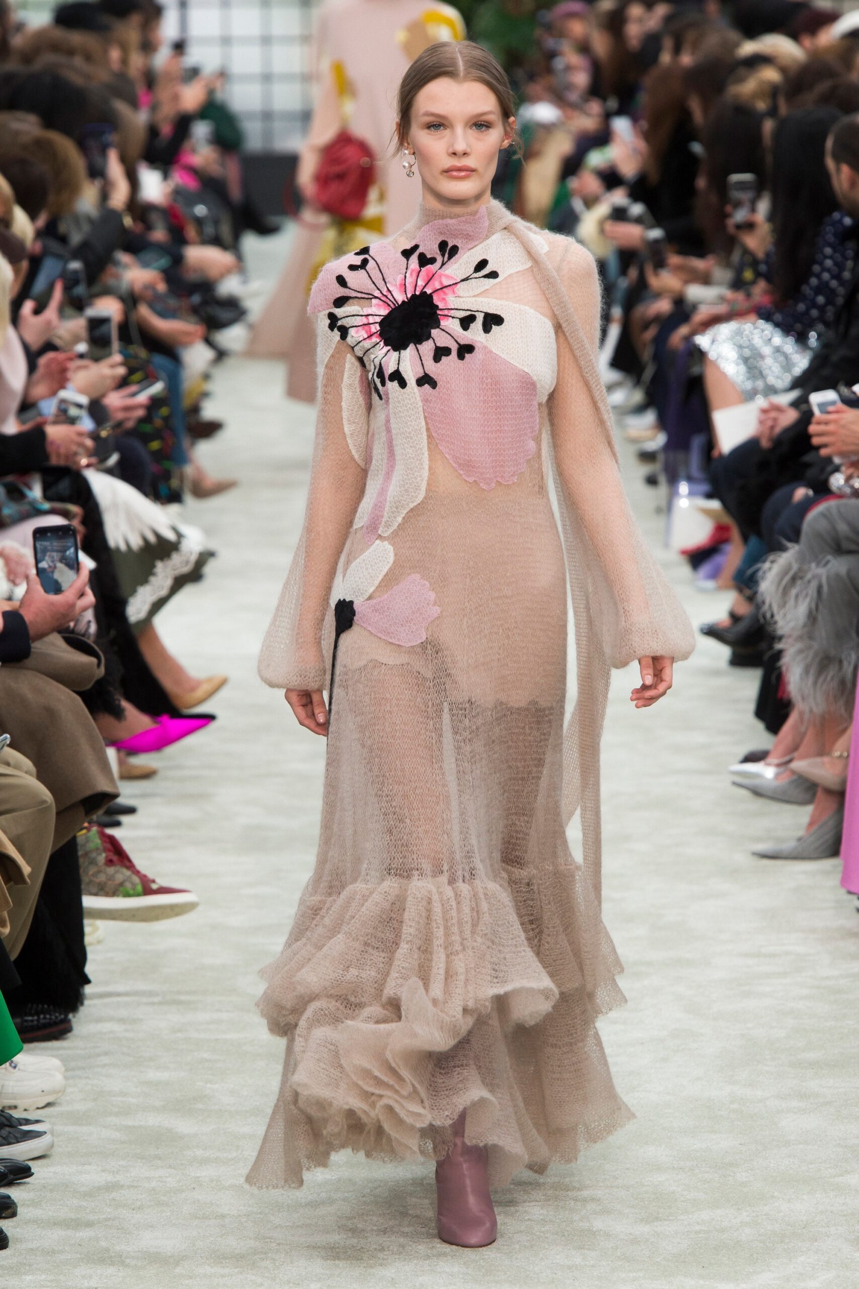 Valentino F/W 18 Look 10