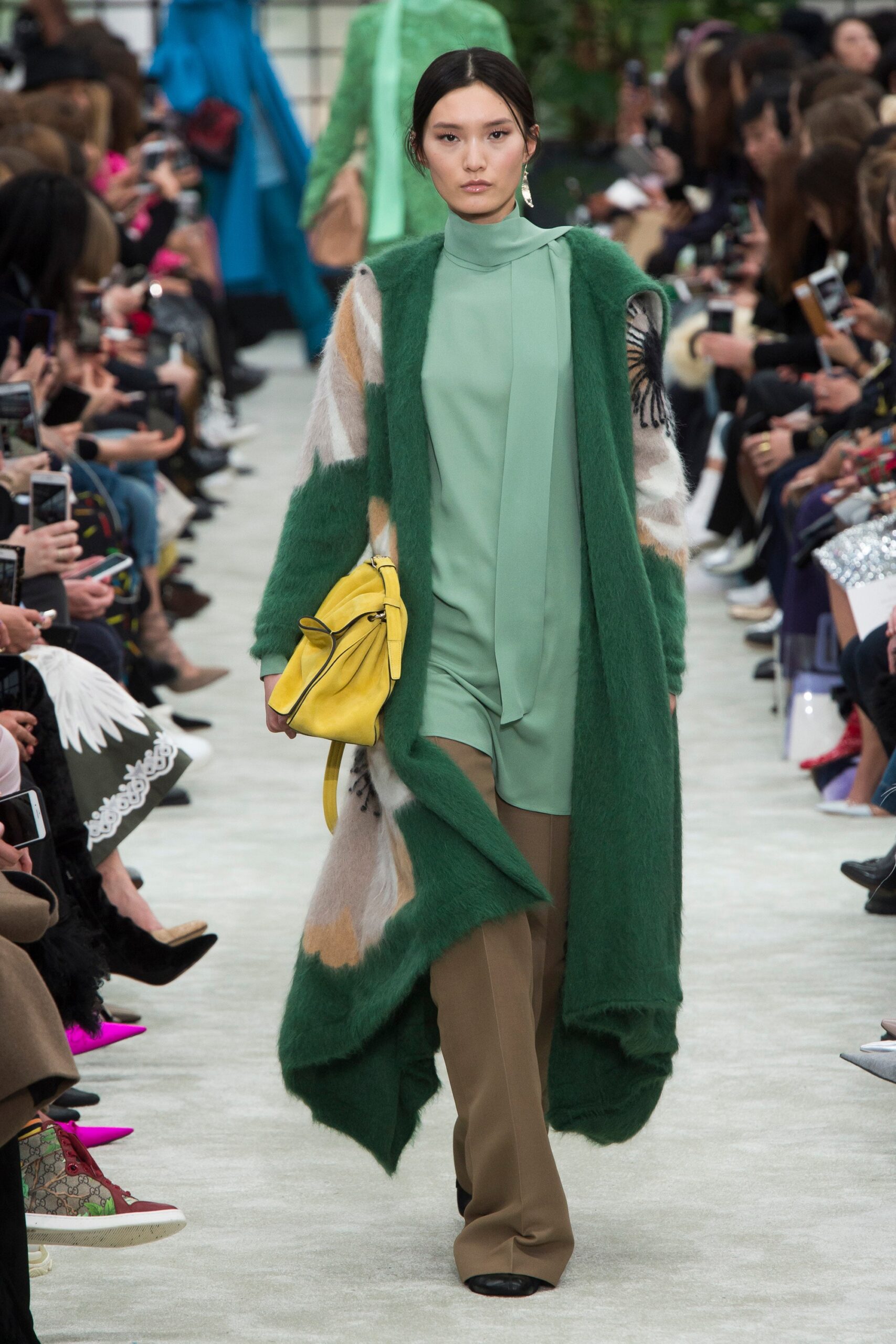 Valentino F/W 18 Look 22