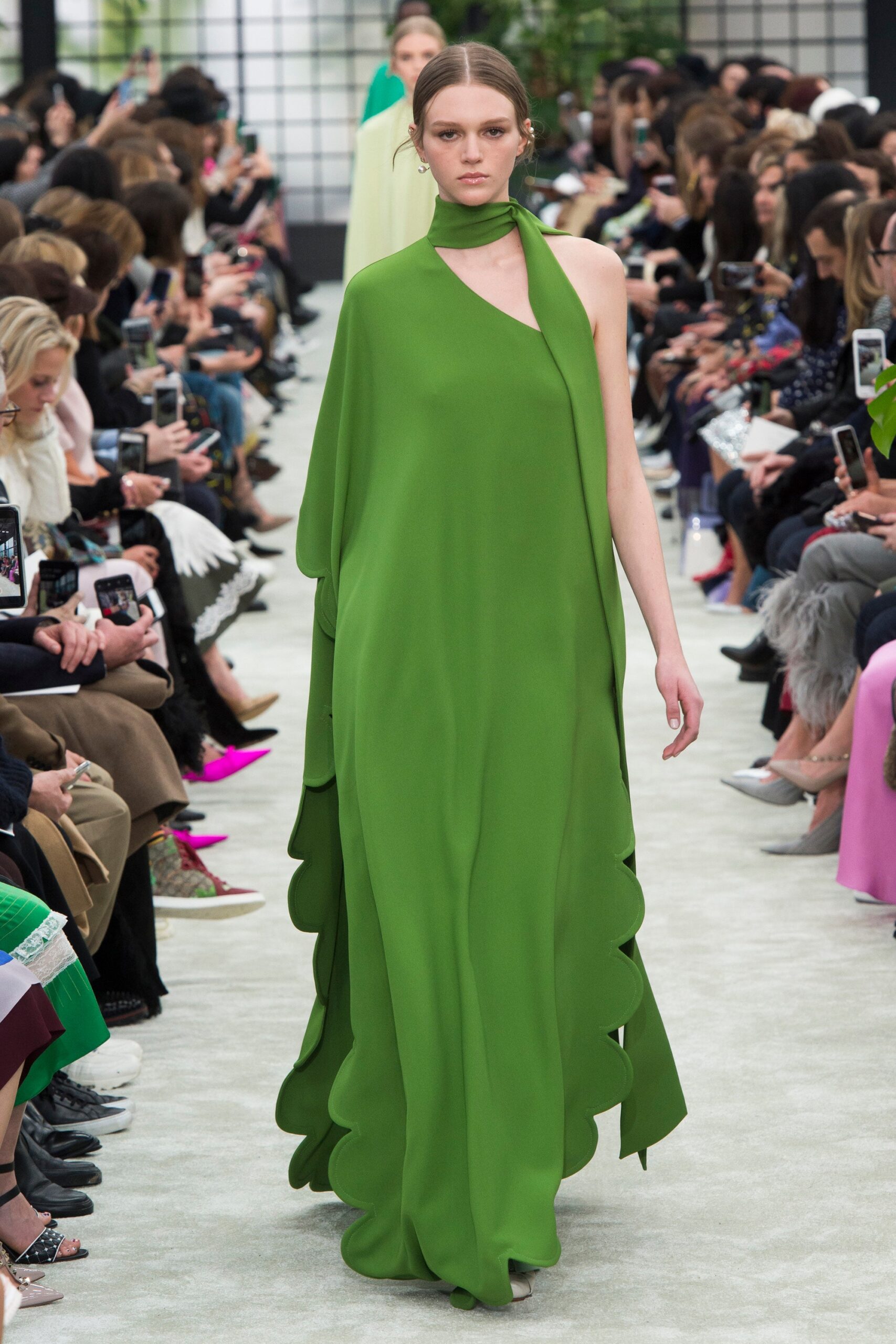 Valentino F/W 18 Look 23