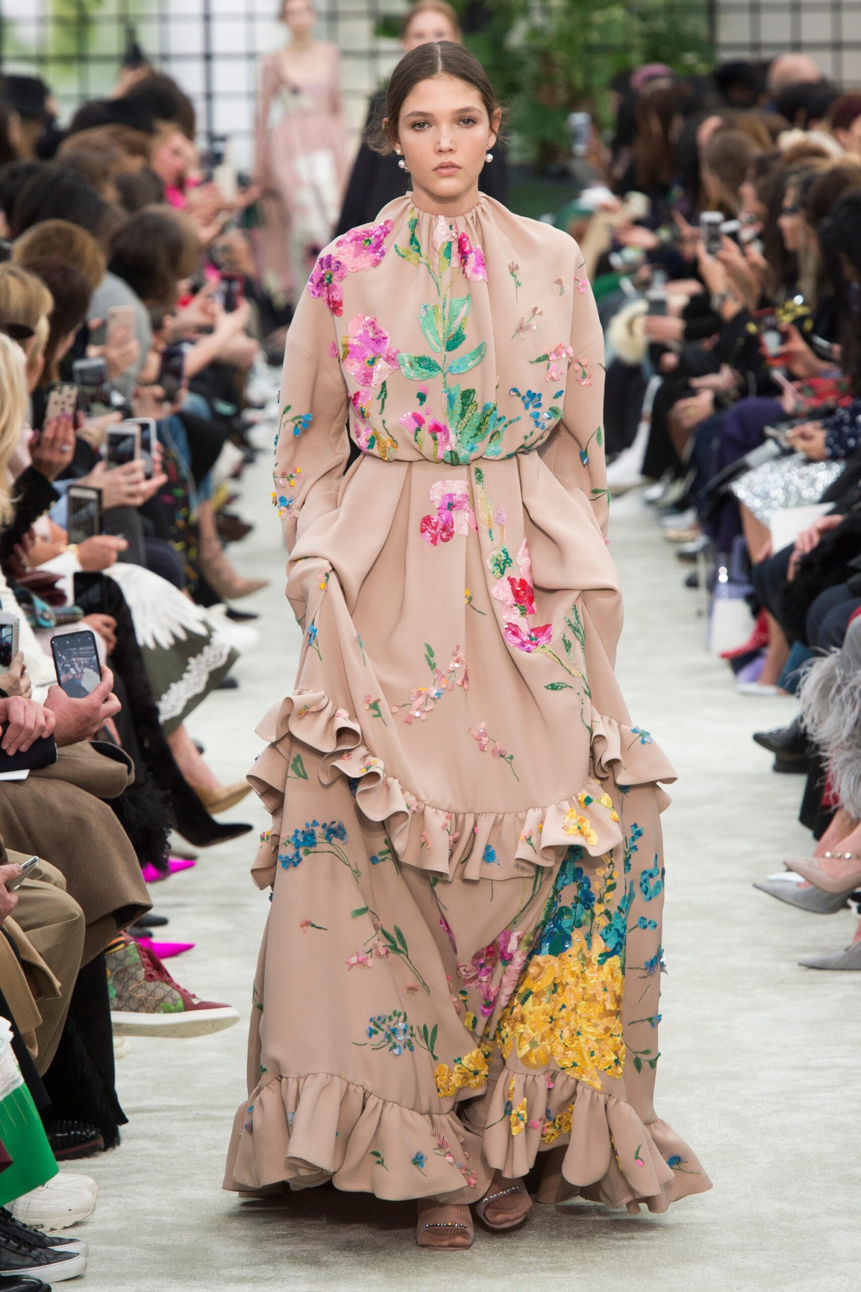 Valentino F/W 18 Look 28