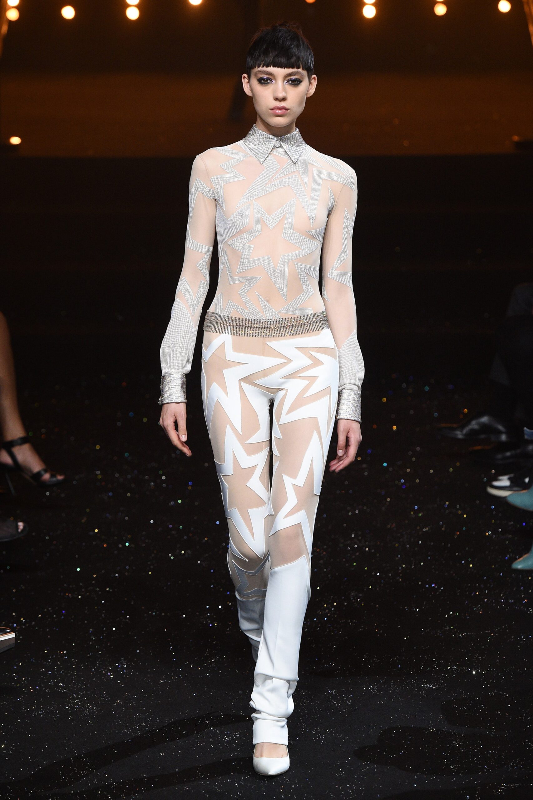 Viktor & Rolf F/W 18 Couture Look 3