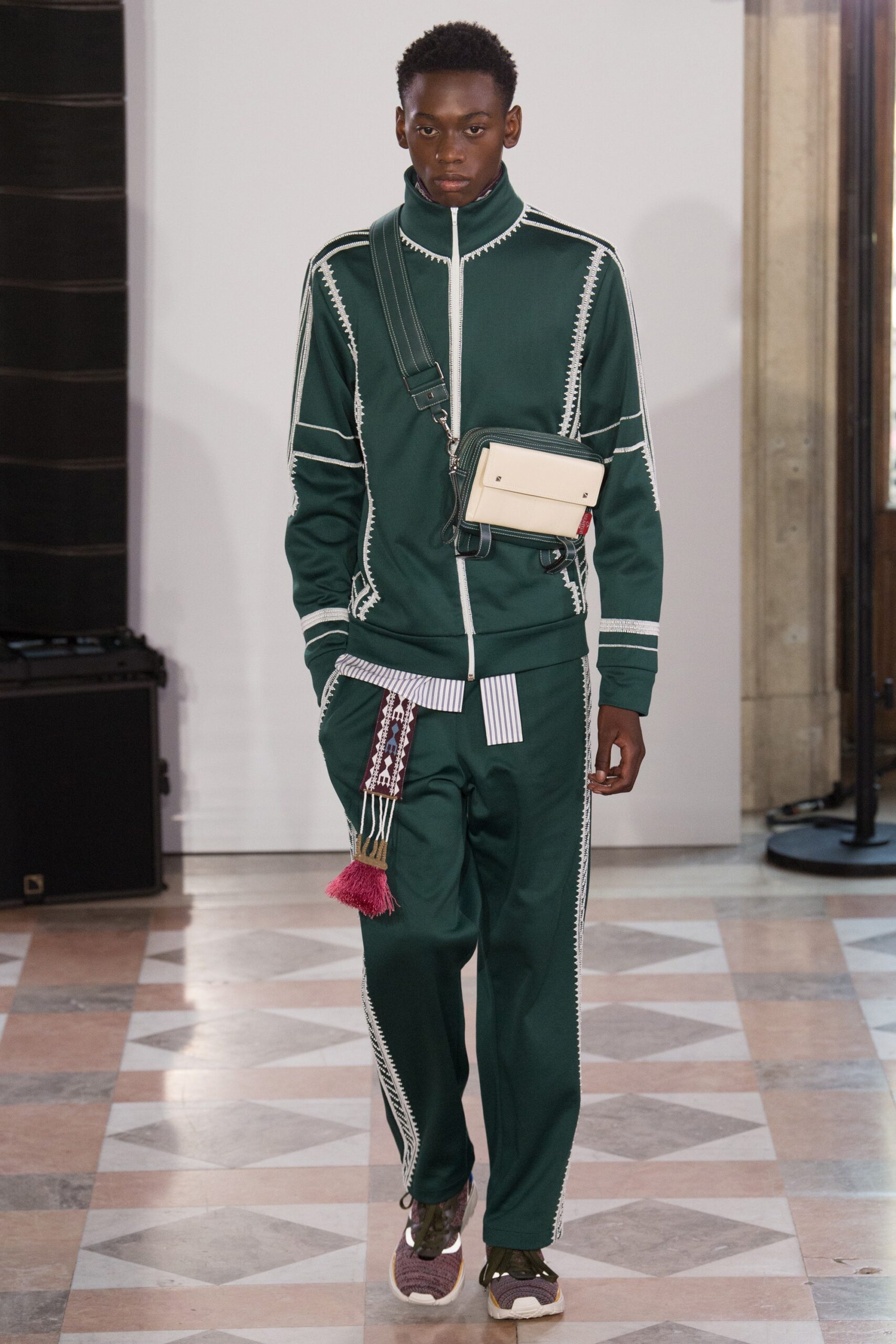Valentino S/S 18 Menswear Look 2