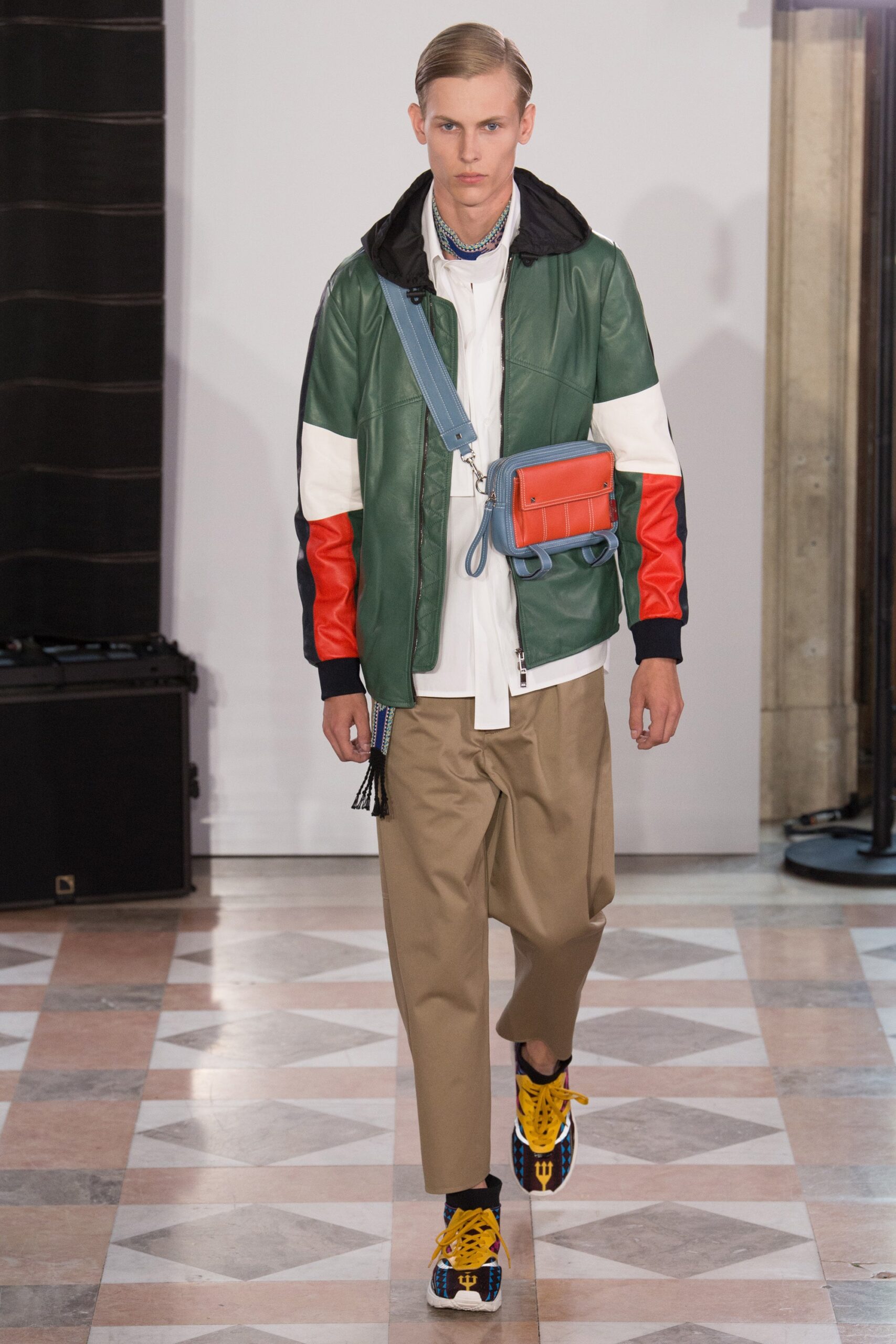 Valentino S/S 18 Menswear Look 10