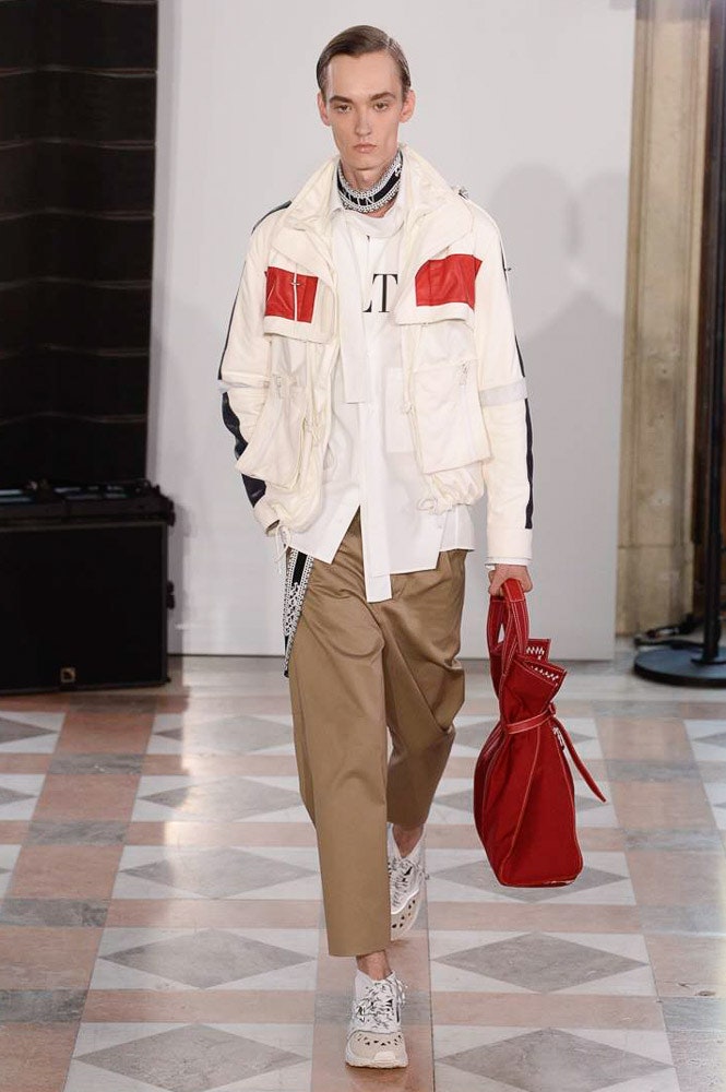 Valentino S/S 18 Menswear Look 18