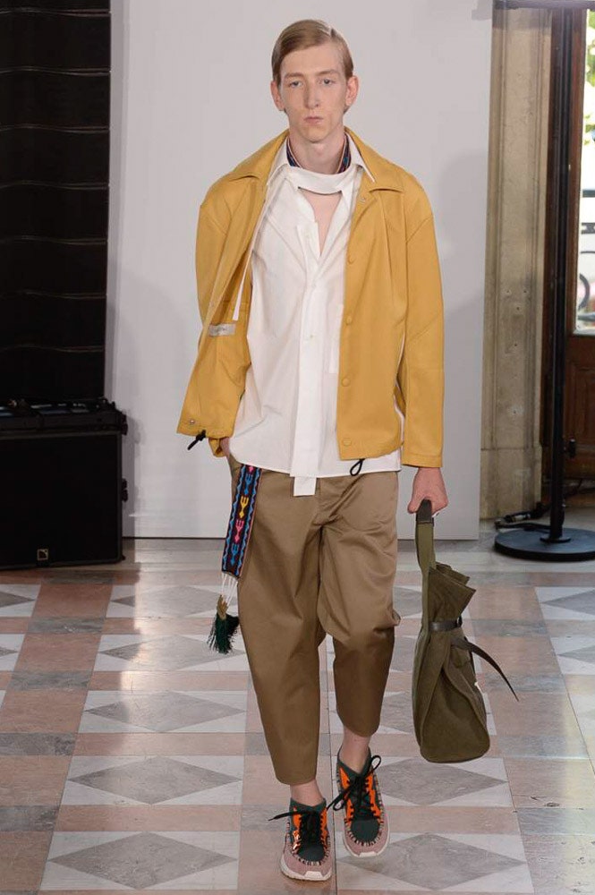 Valentino S/S 18 Menswear Look 23