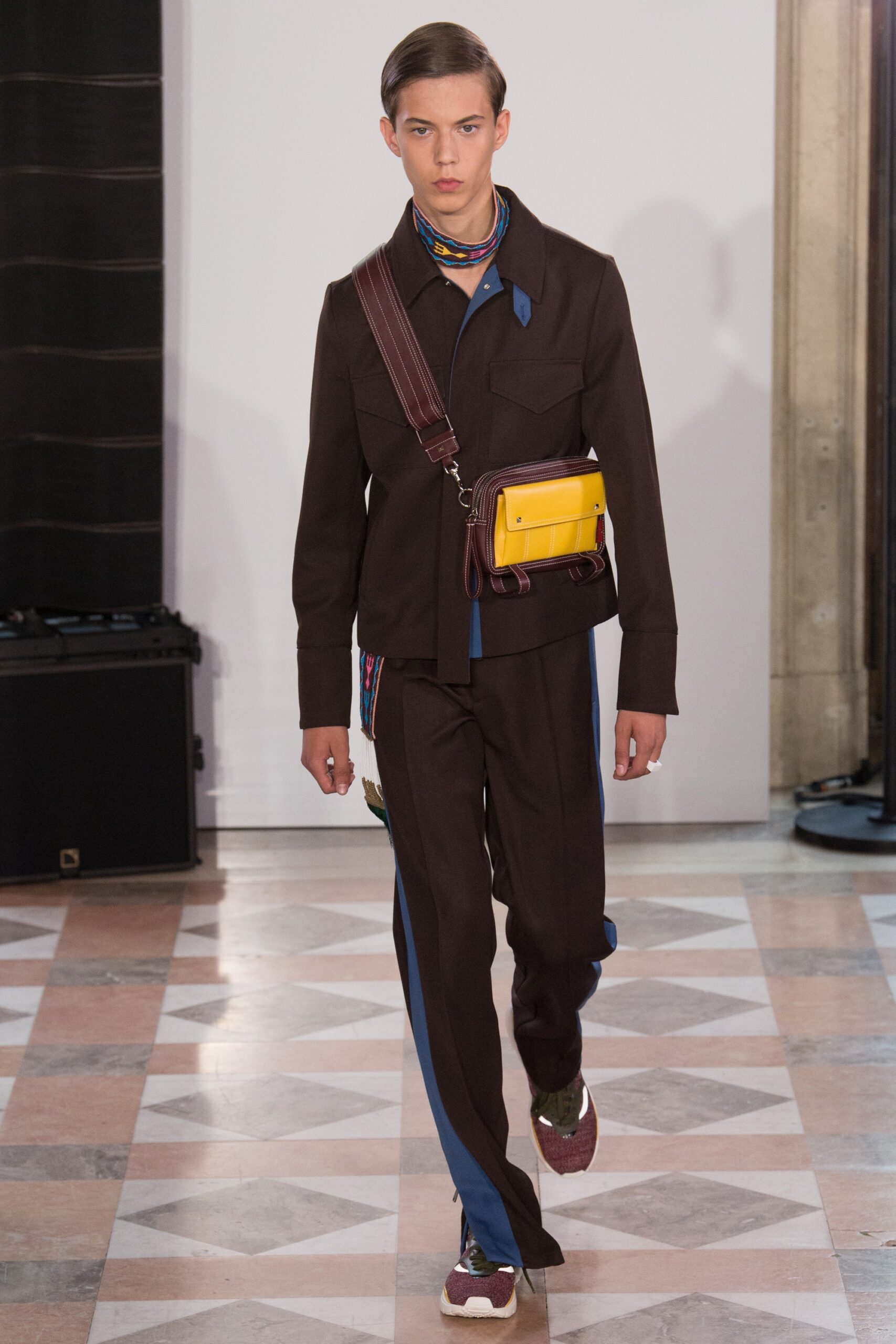 Valentino S/S 18 Menswear Look 32
