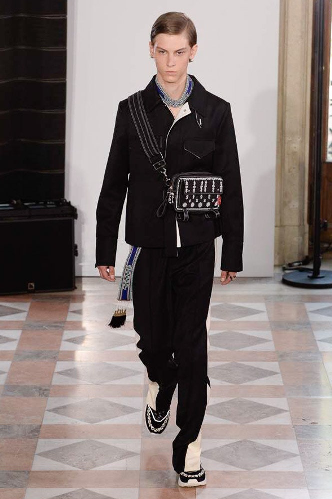 Valentino S/S 18 Menswear Look 40