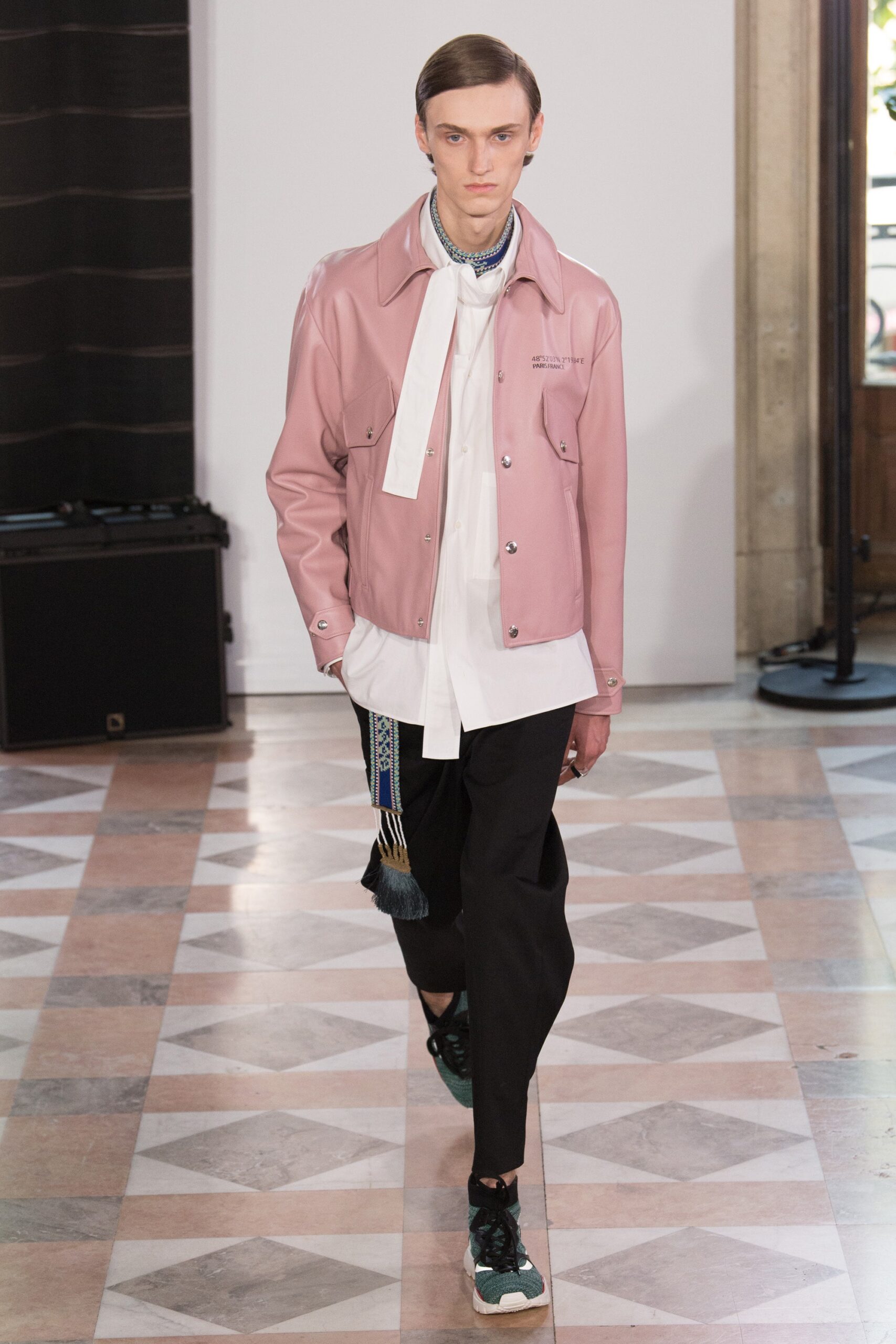 Valentino S/S 18 Menswear Look 41