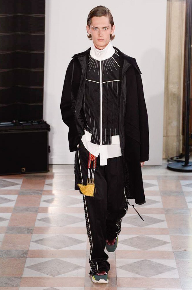 Valentino S/S 18 Menswear Look 44
