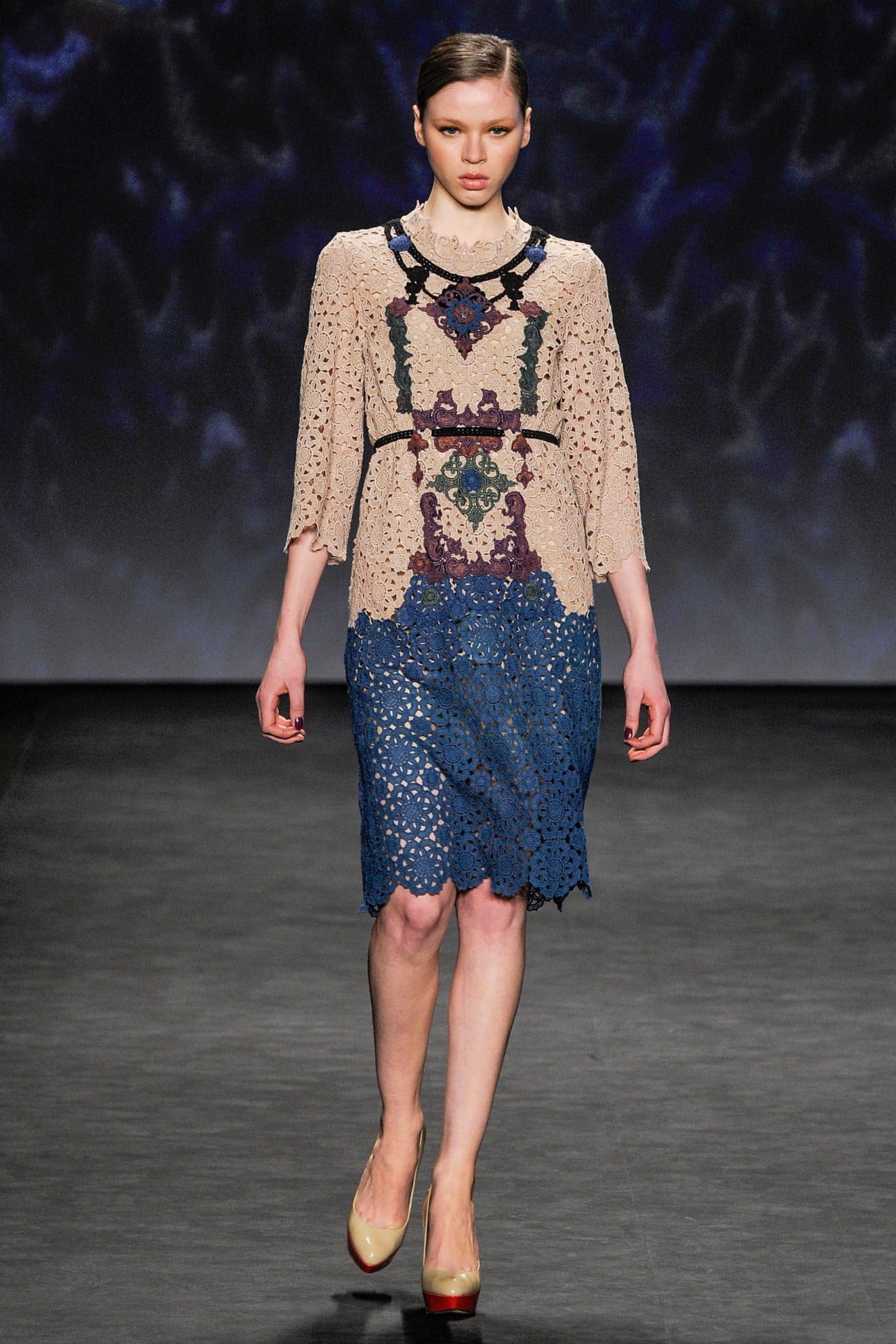 Vivienne Tam F/W 14 Look 10