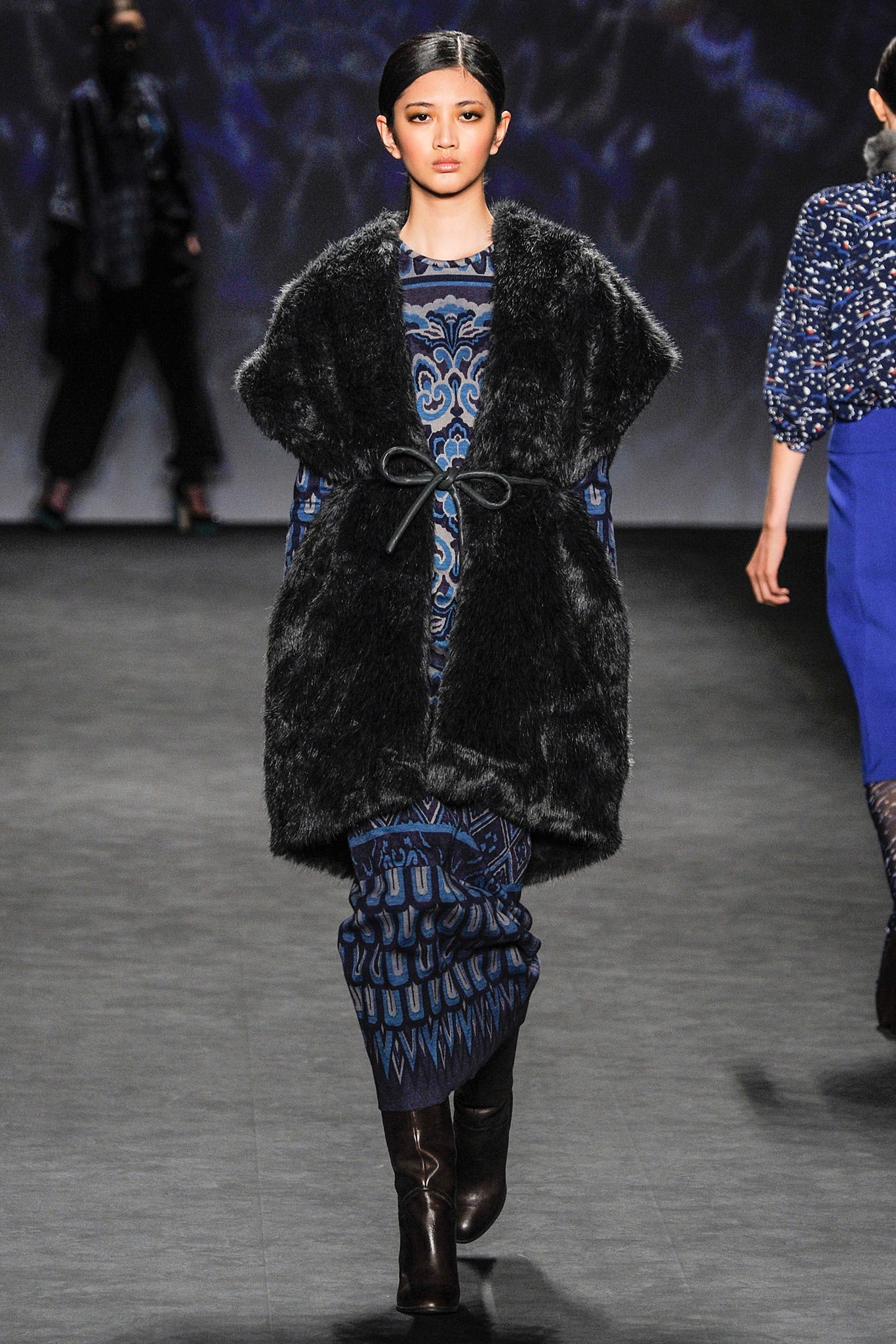 Vivienne Tam F/W 14 Look 15