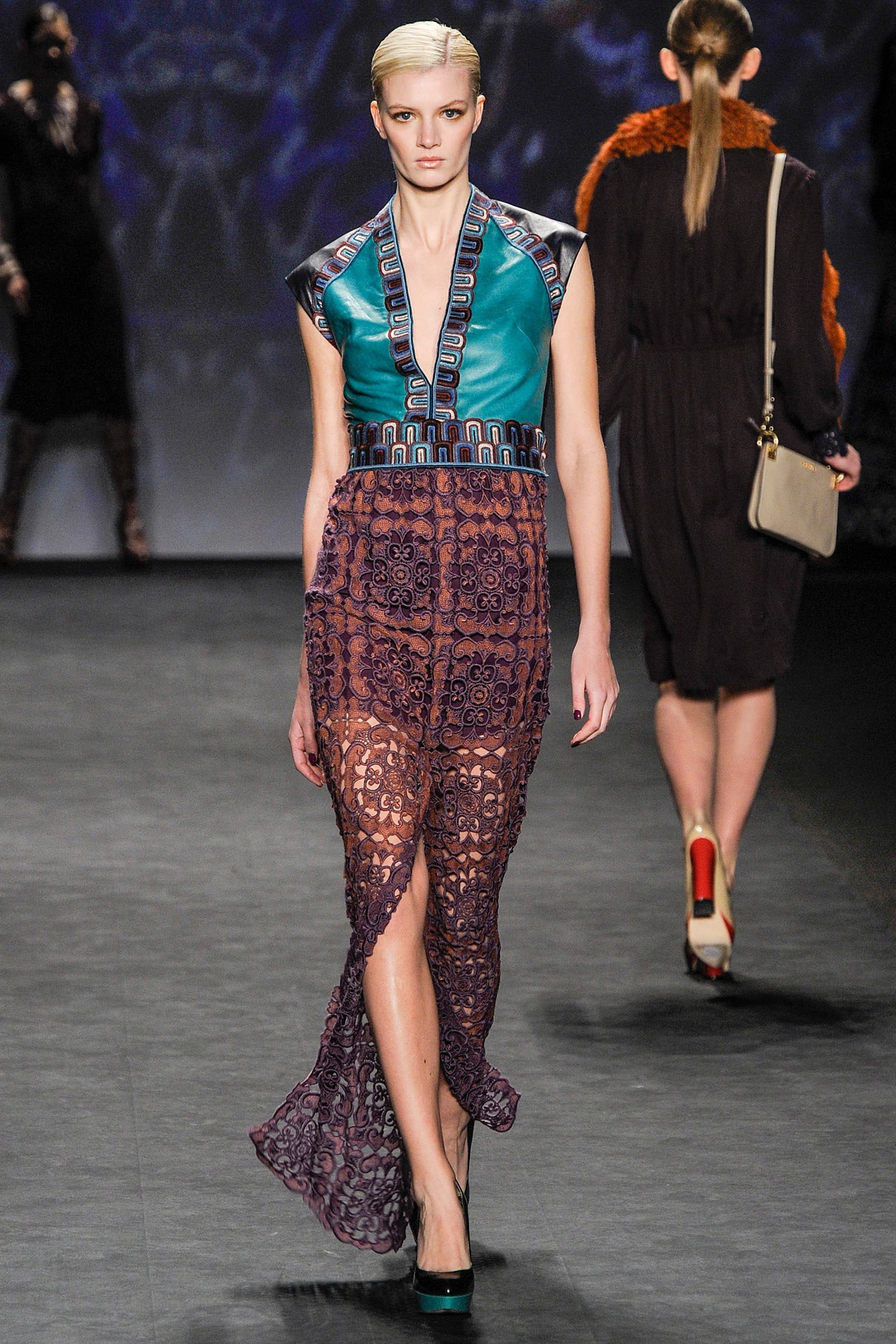 Vivienne Tam F/W 14 Look 25