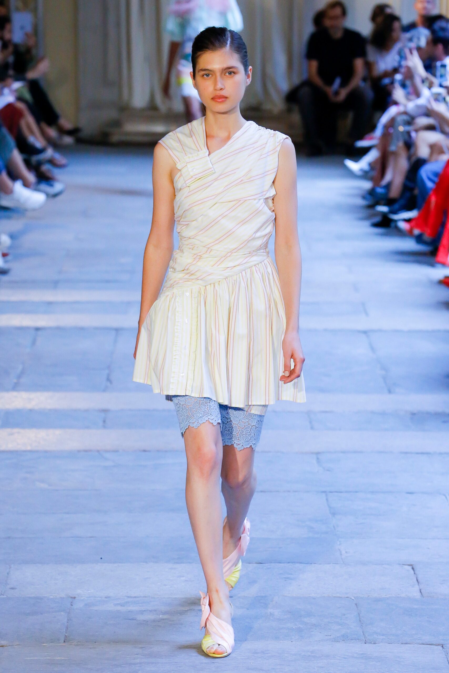 Vivetta S/S 19 Look 3