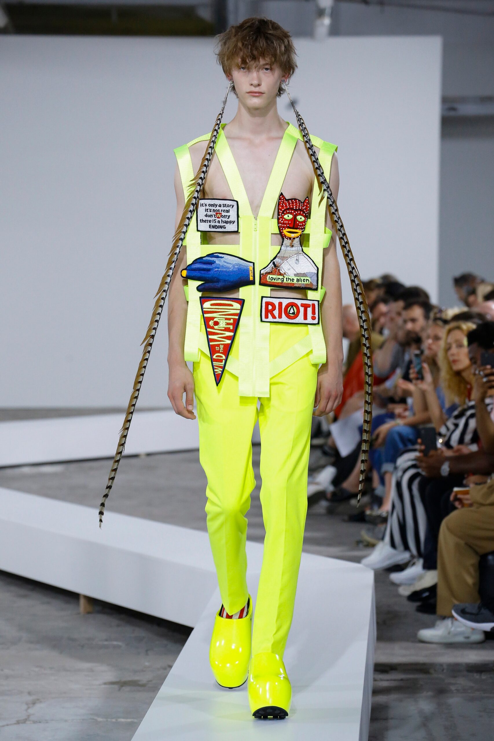 Walter Van Beirendonck S/S 19 Menswear Look 1