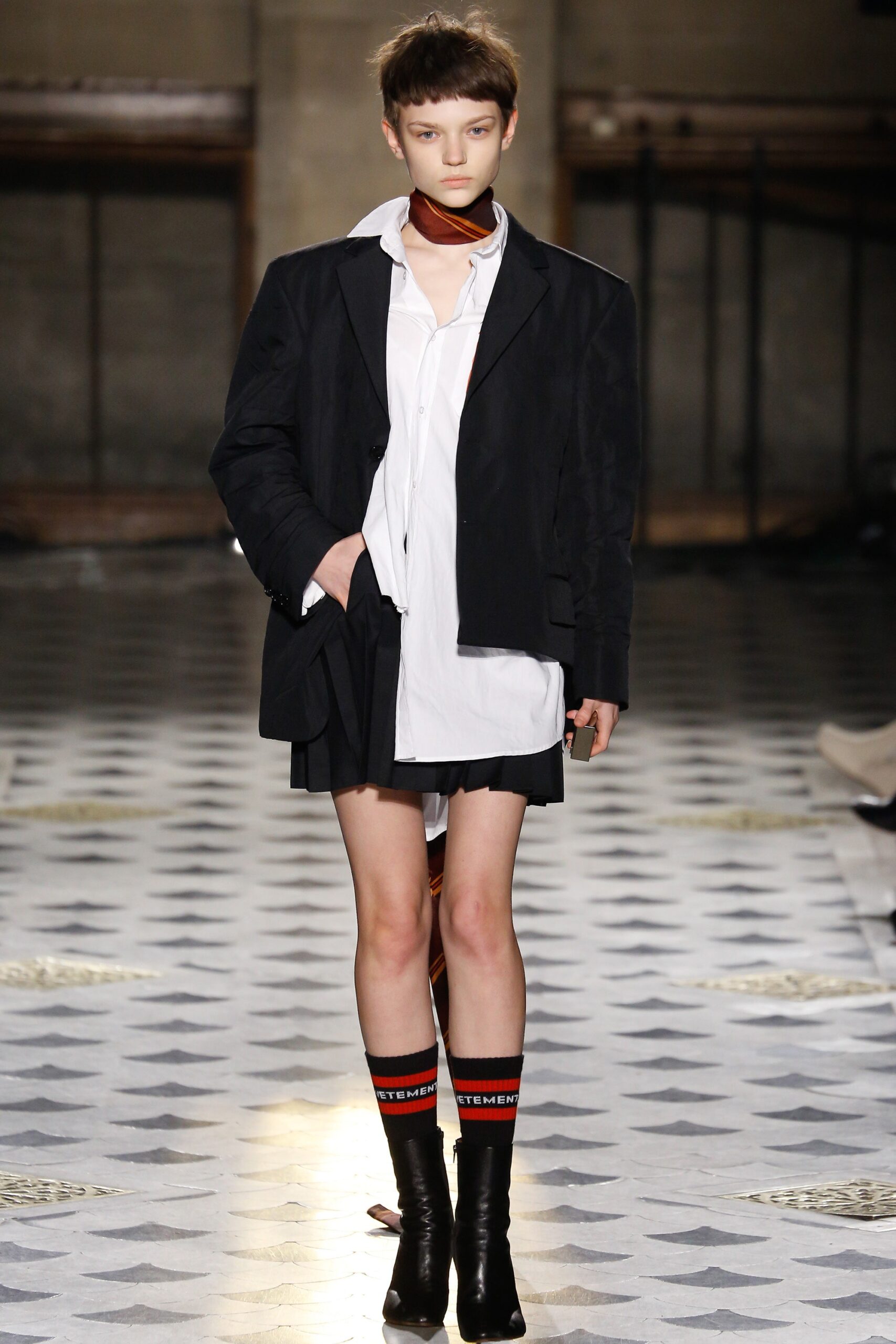 Vetements F/W 16 Look 3