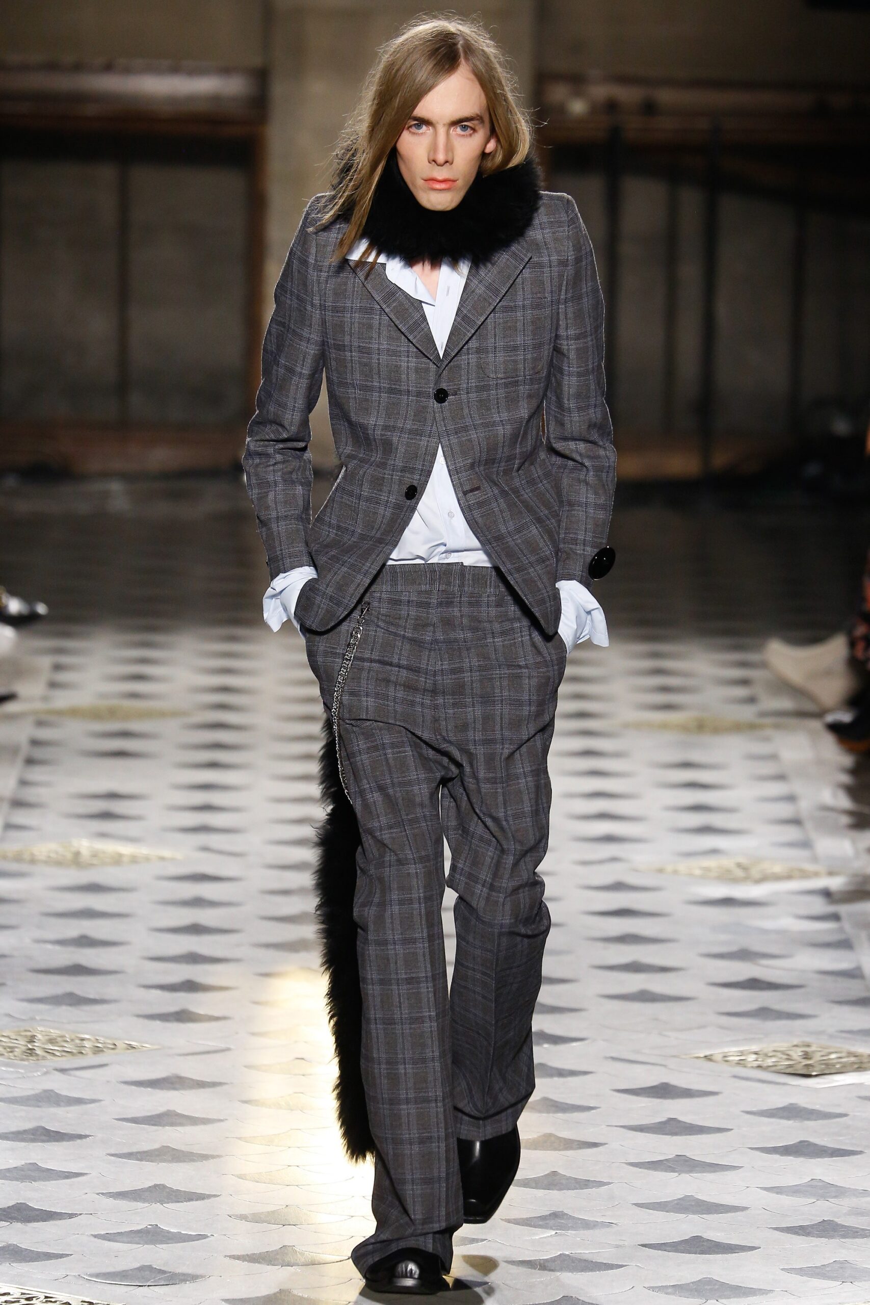 Vetements F/W 16 Look 11