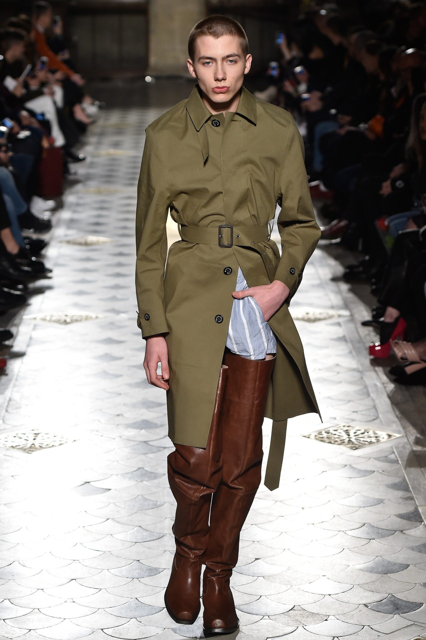 Vetements F/W 16 Look 17