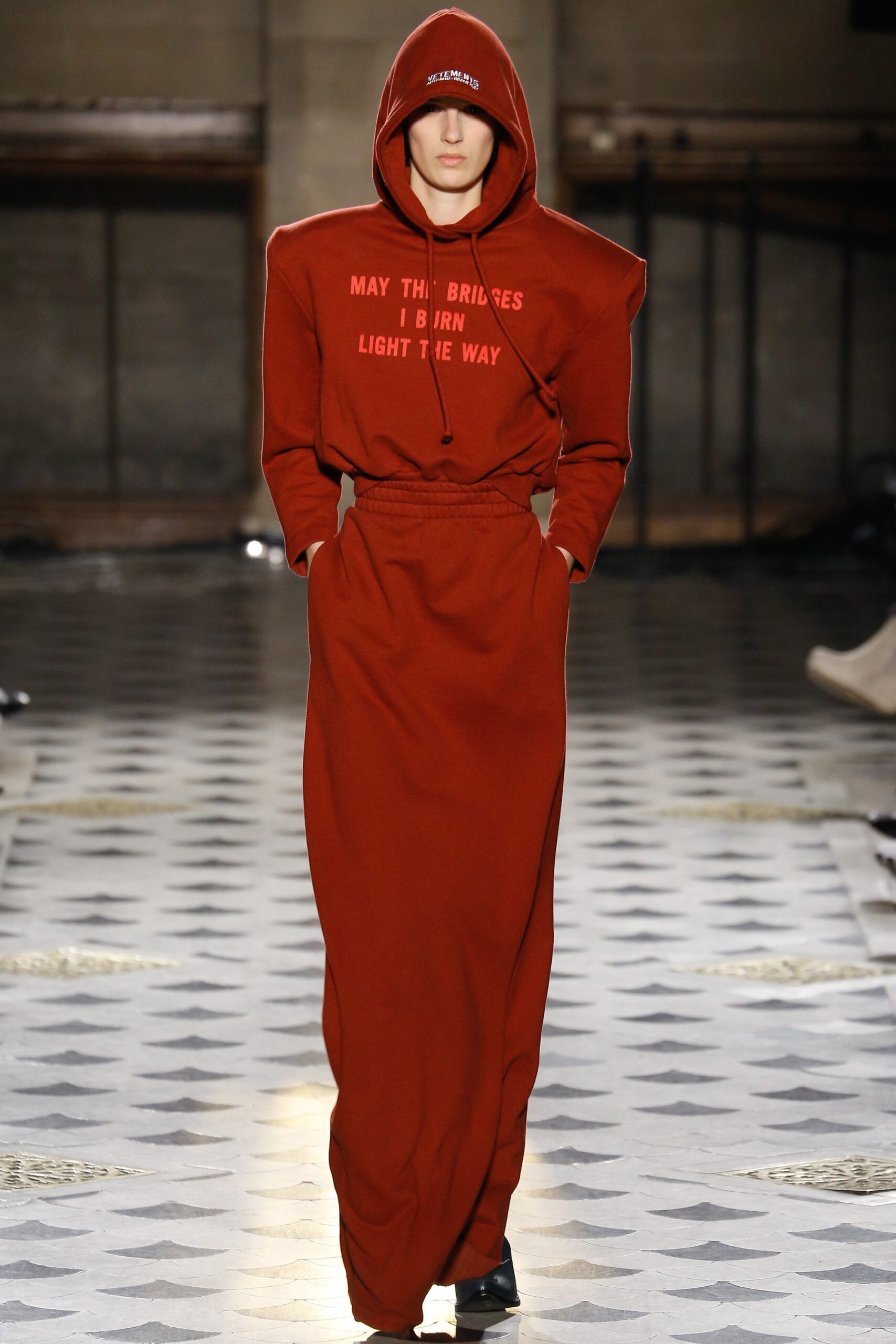 Vetements F/W 16 Look 25
