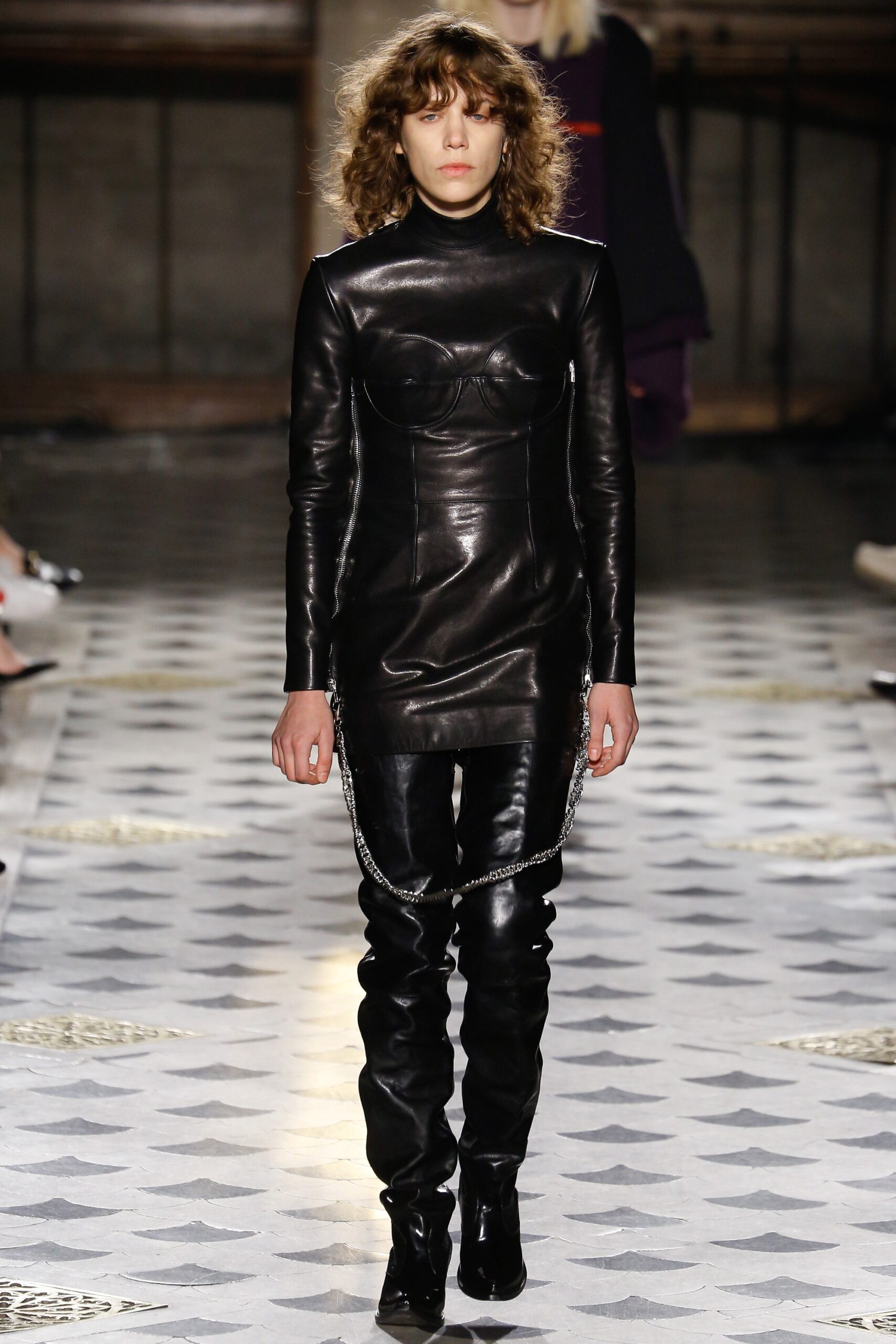 Vetements F/W 16 Look 30
