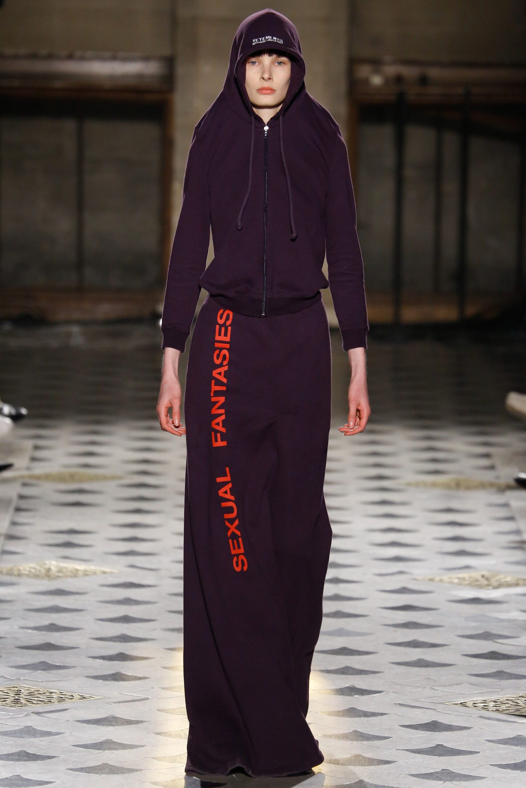 Vetements F/W 16 Look 33