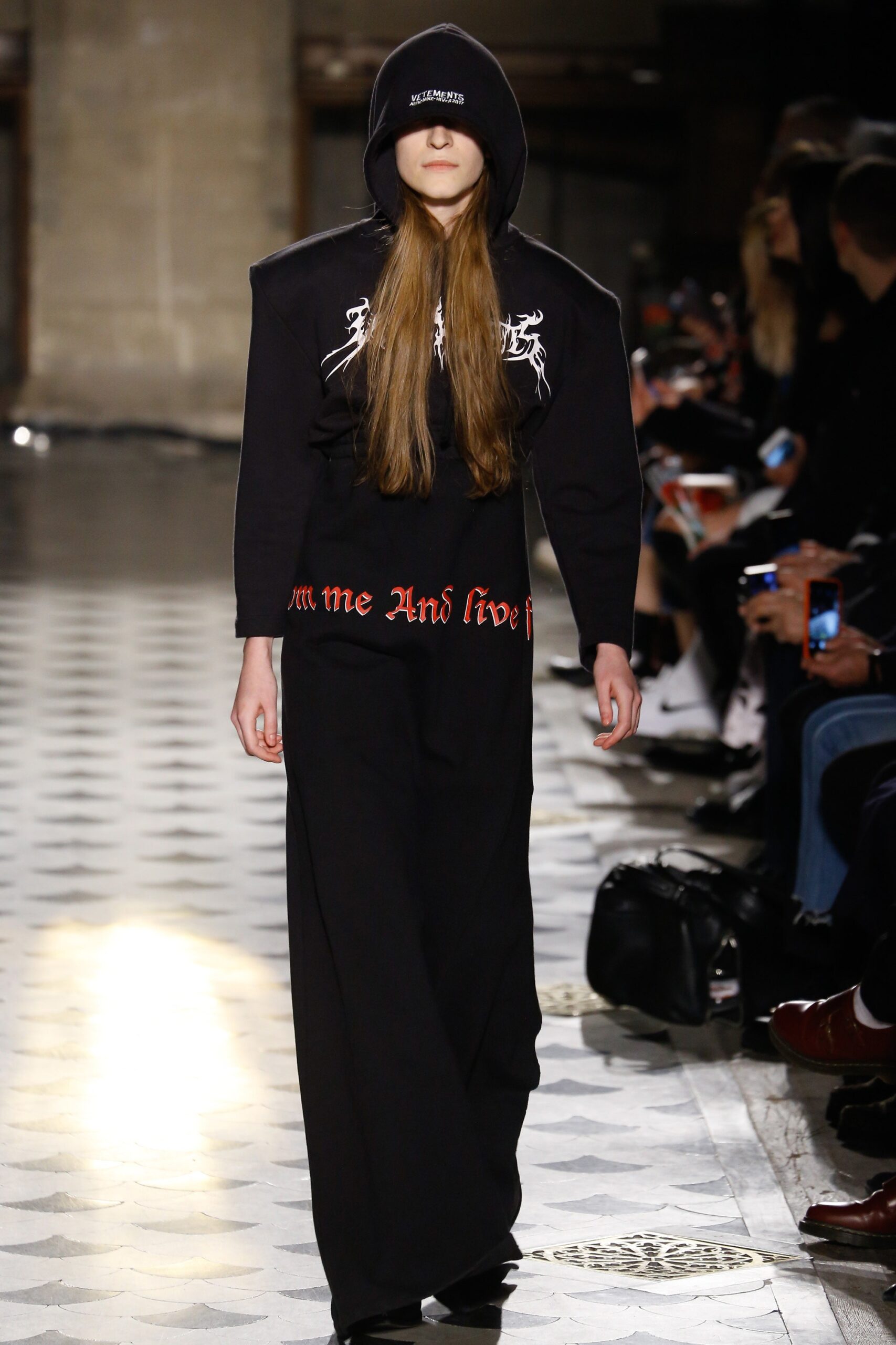 Vetements F/W 16 Look 36