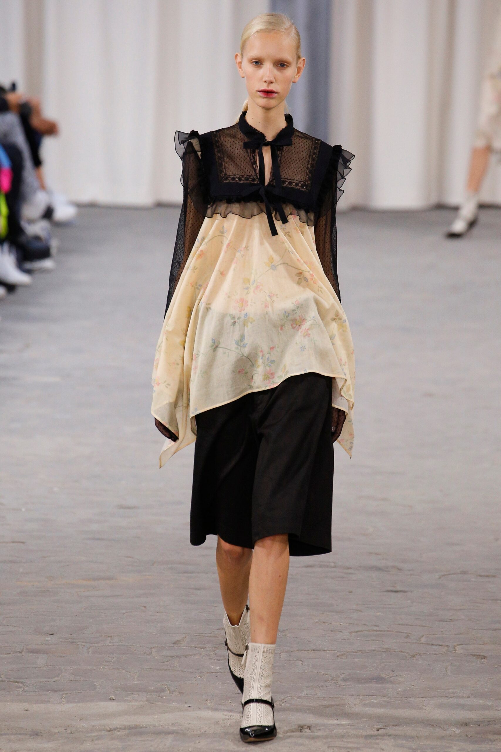 Veronique Branquinho Spring 2017 Ready-to-Wear