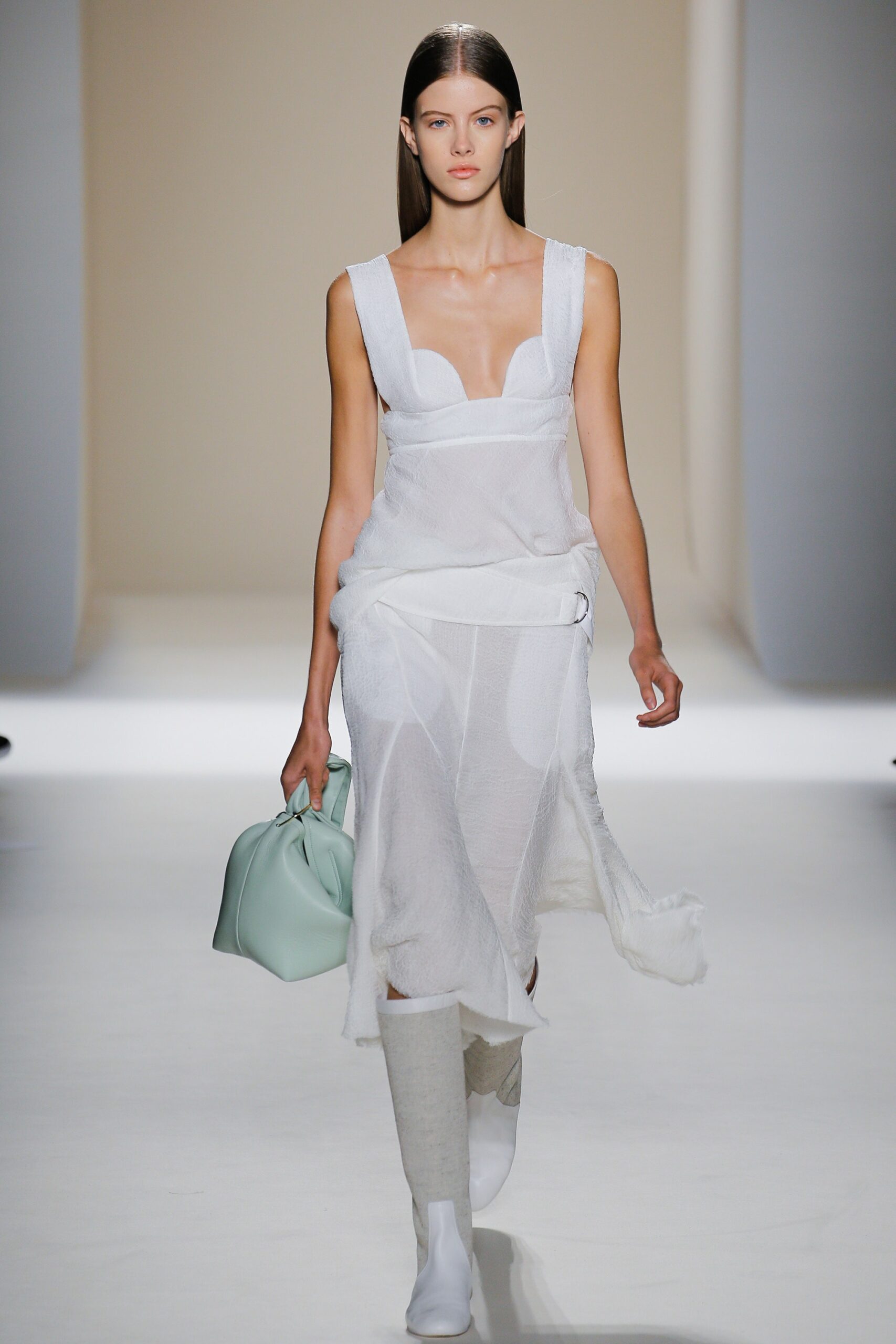 Victoria Beckham S/S 17 Look 2