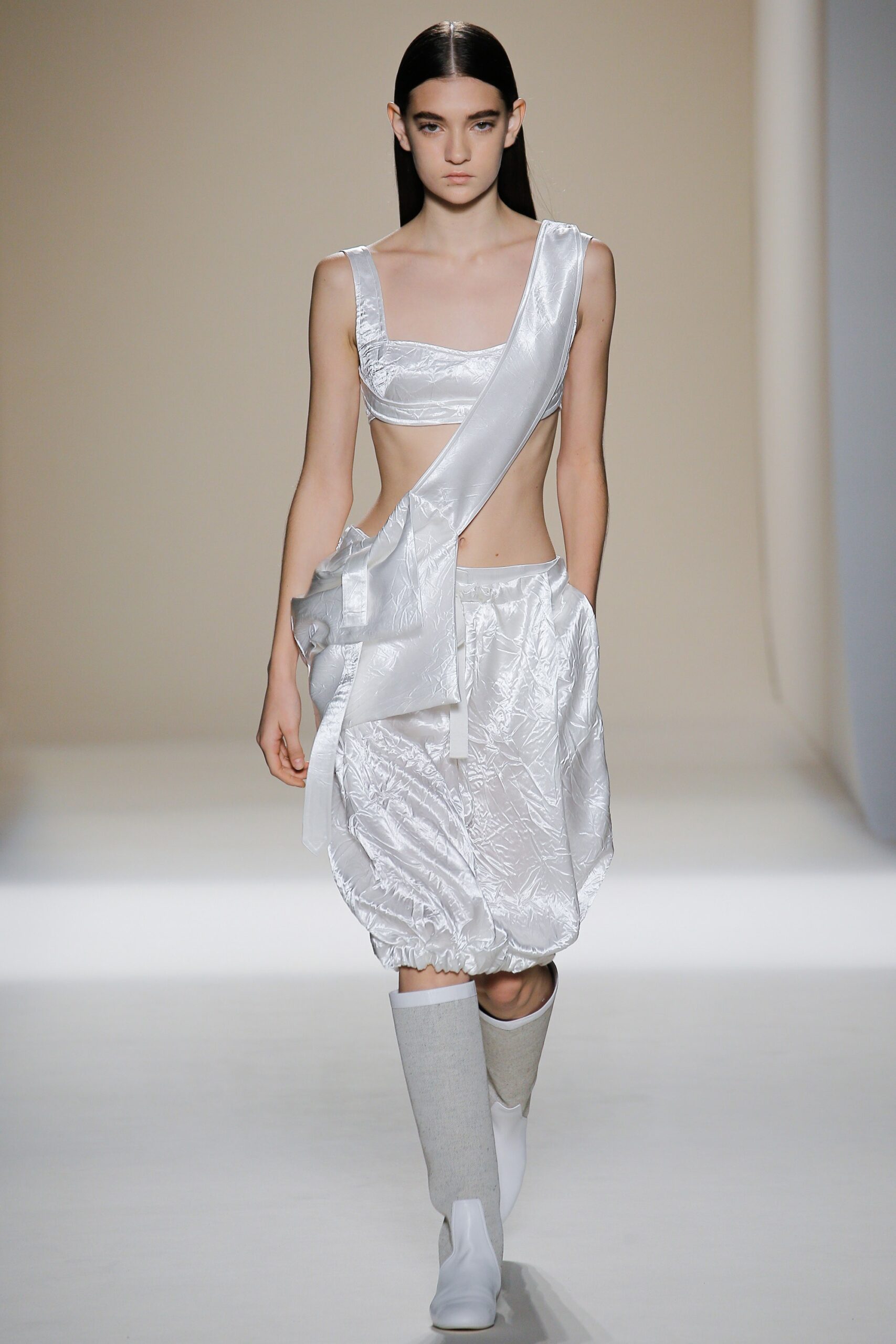 Victoria Beckham S/S 17 Look 4