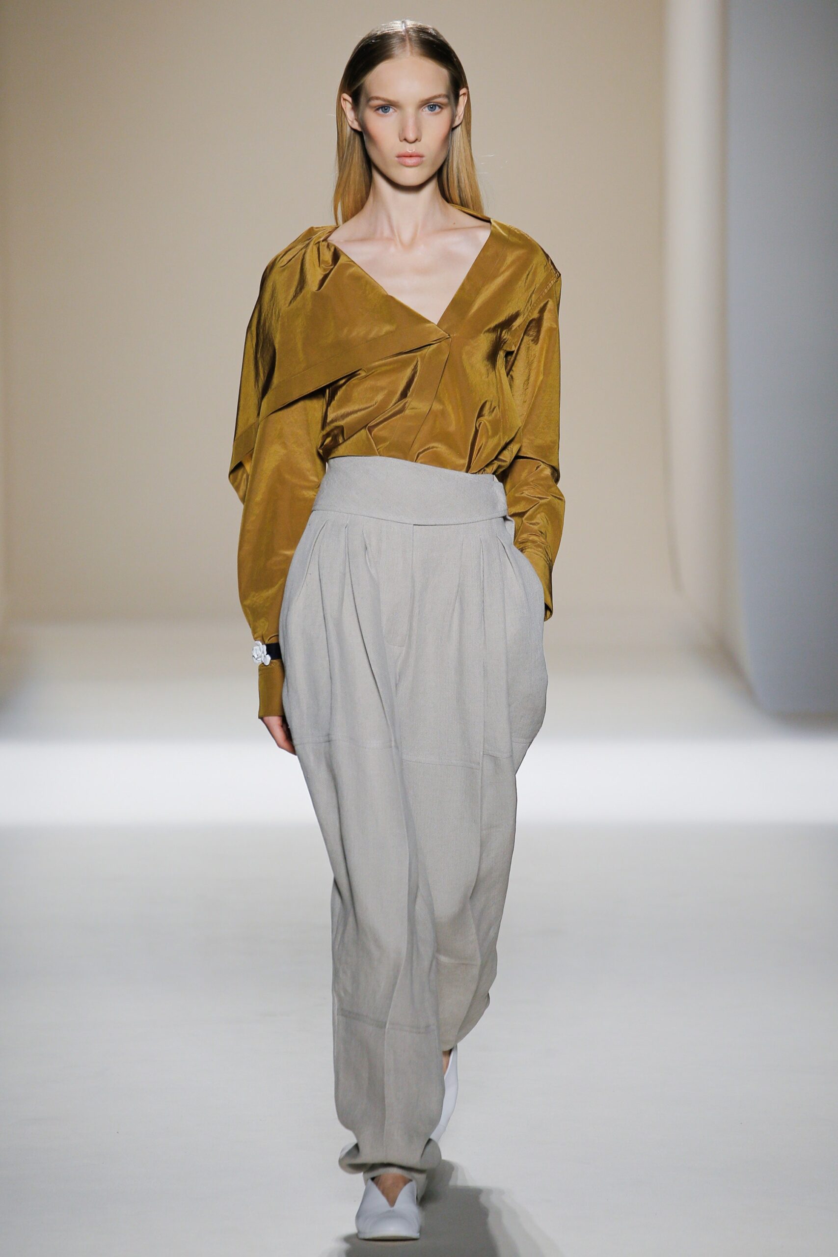 Victoria Beckham S/S 17 Look 11