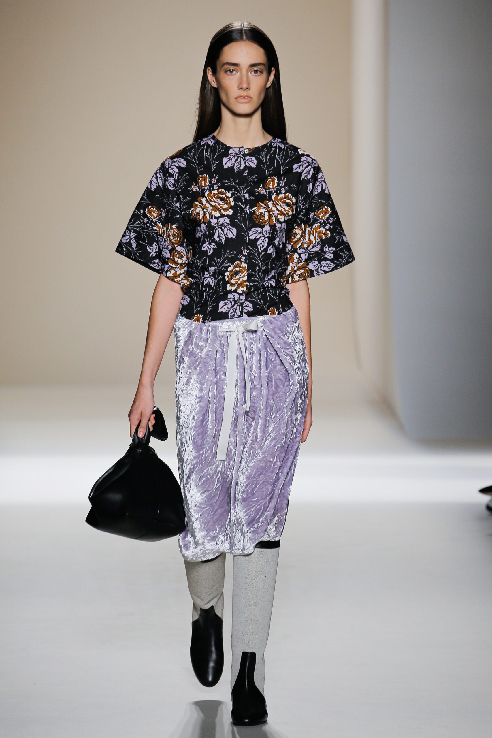 Victoria Beckham S/S 17 Look 19