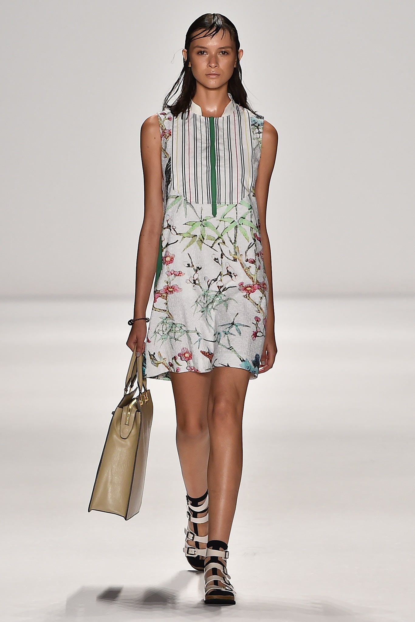 Vivienne Tam S/S 15 Look 6