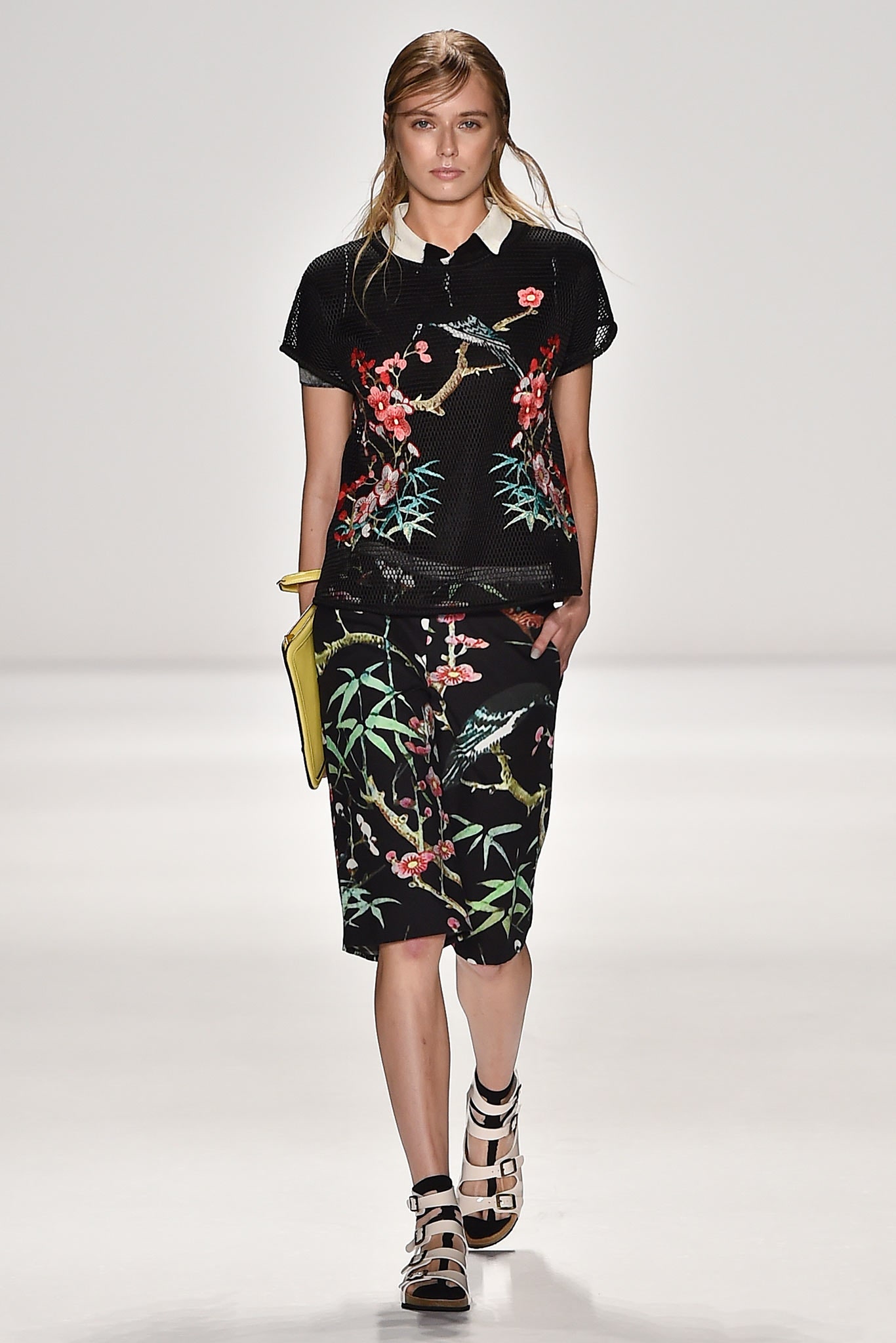 Vivienne Tam S/S 15 Look 13