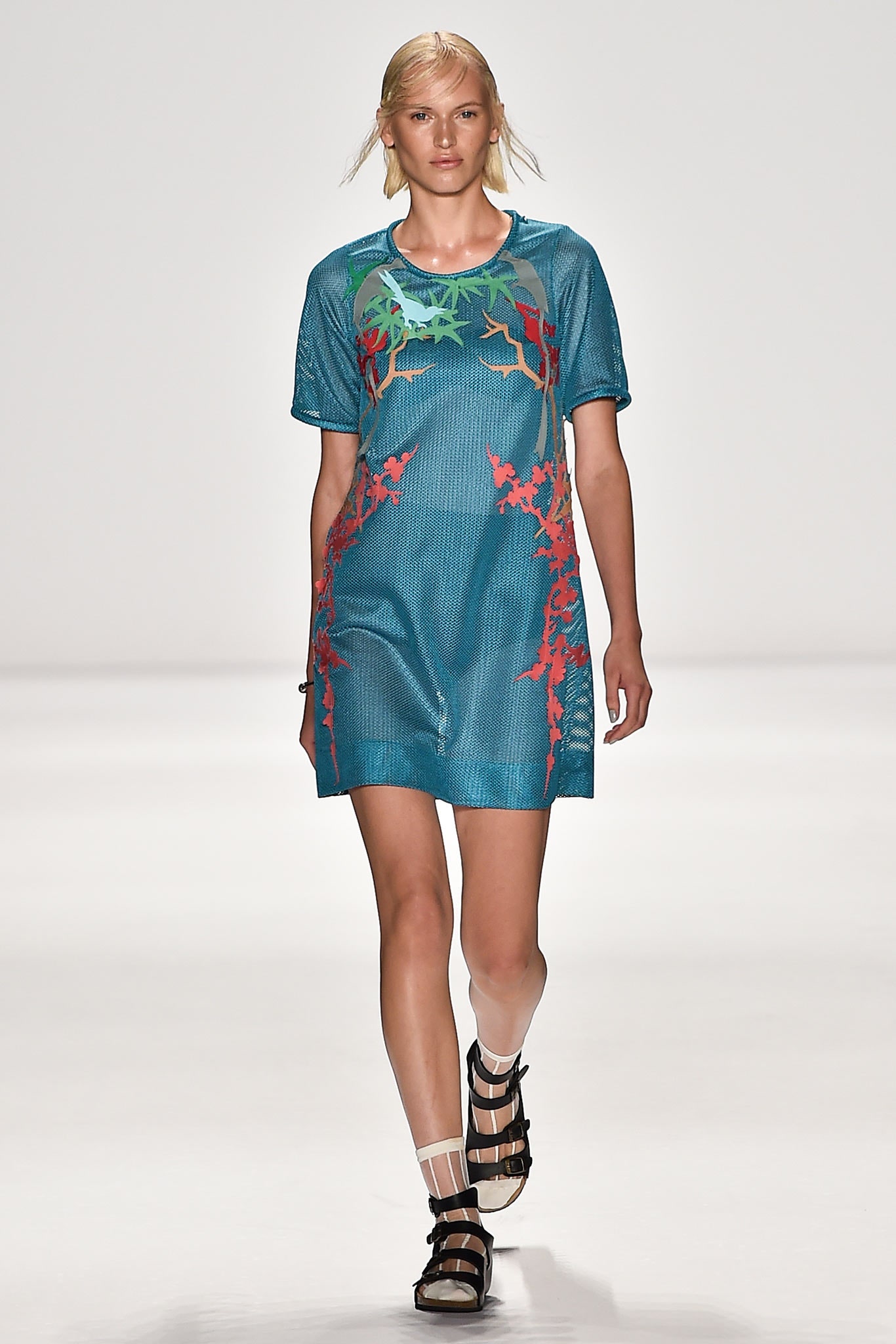 Vivienne Tam S/S 15 Look 15