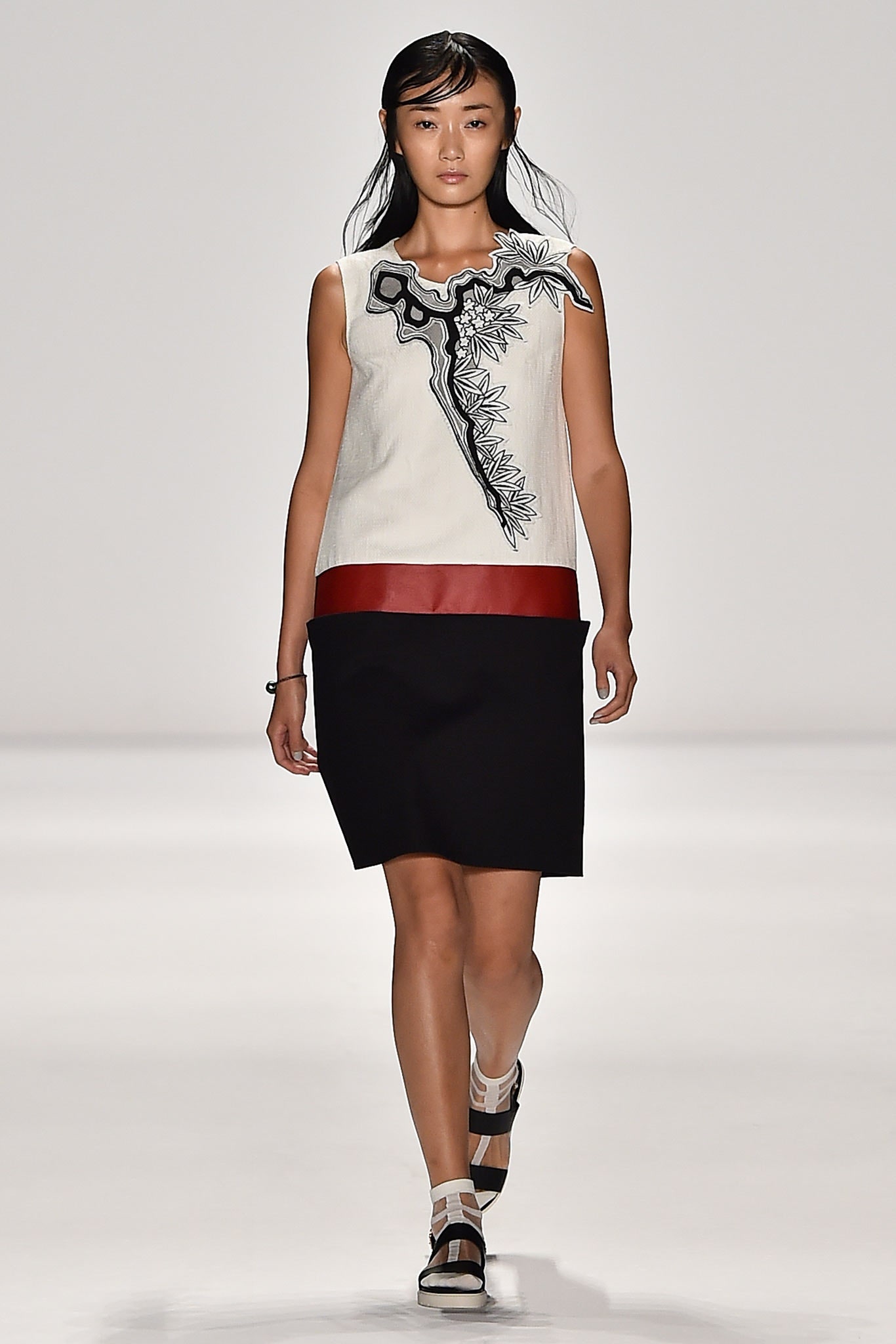 Vivienne Tam S/S 15 Look 18