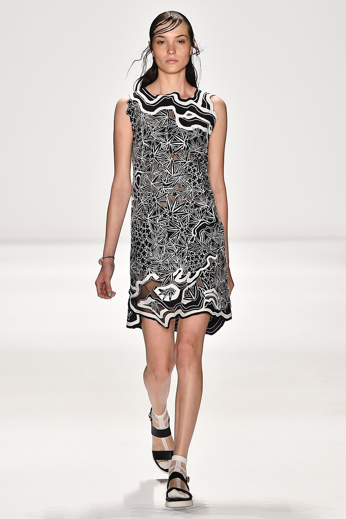 Vivienne Tam S/S 15 Look 21