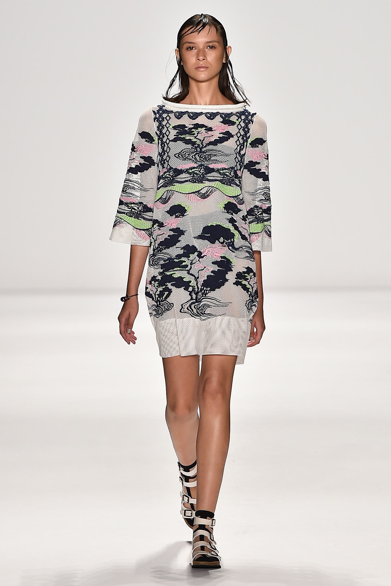Vivienne Tam S/S 15 Look 24