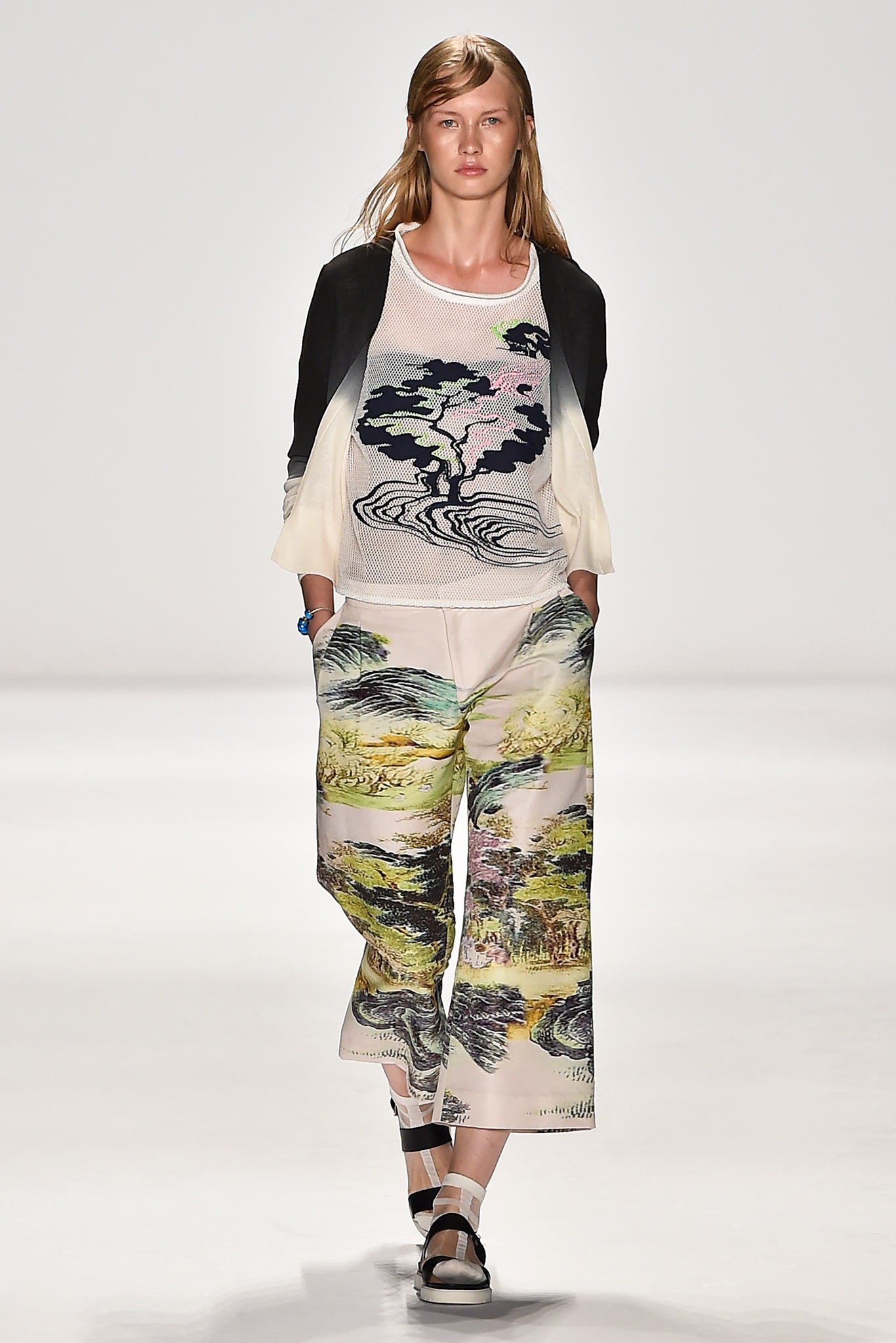 Vivienne Tam S/S 15 Look 25